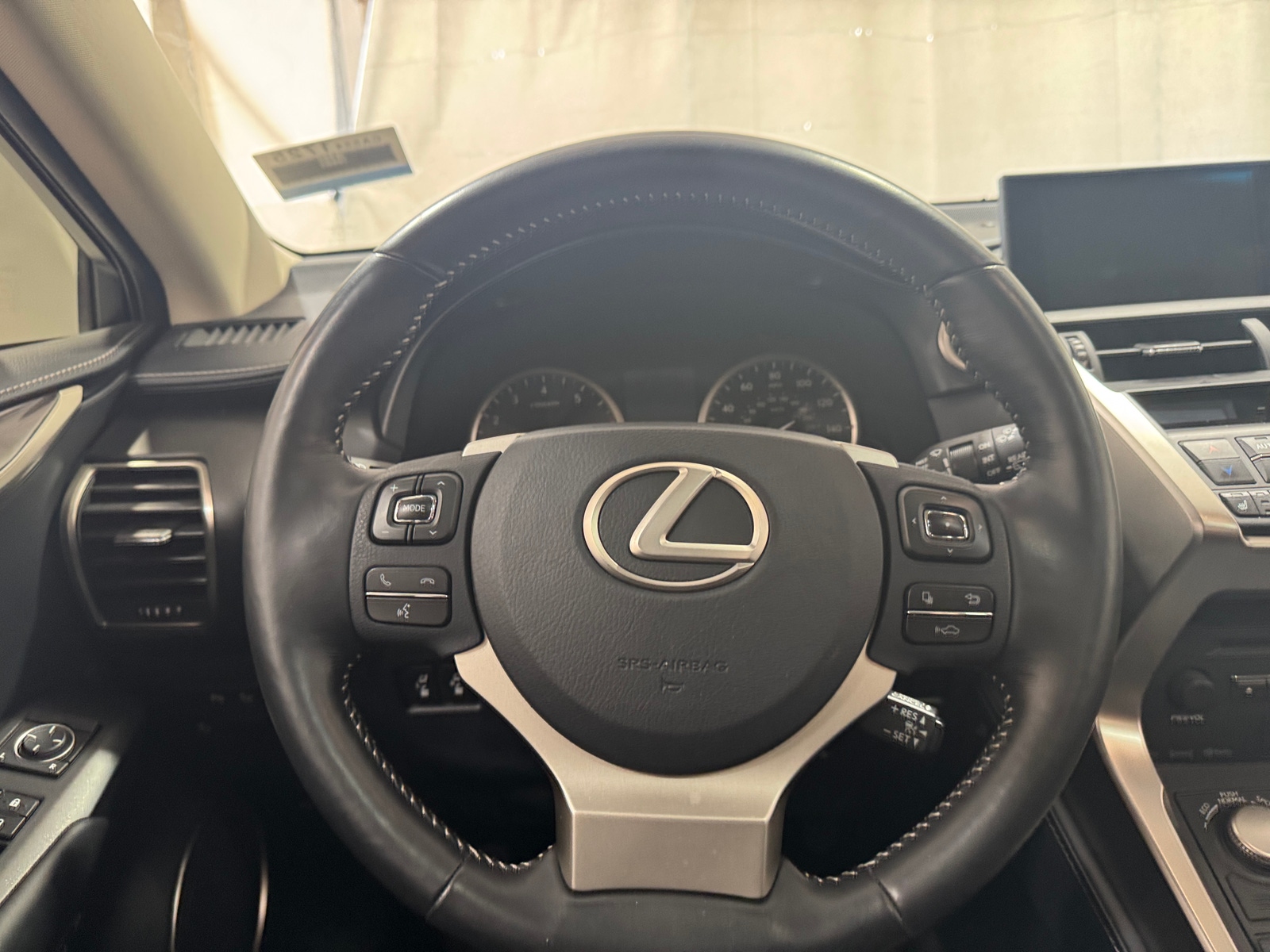 Thumbnail: 2016 Lexus NX - 4