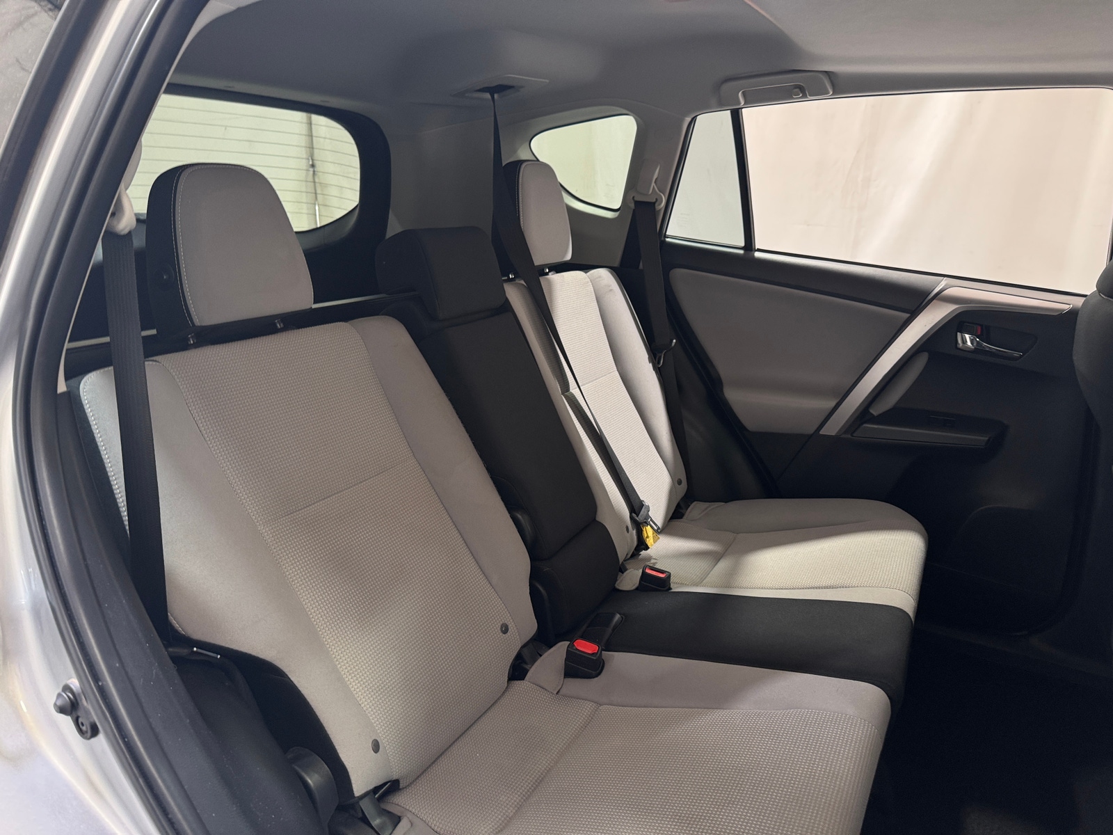 Thumbnail: 2018 Toyota RAV4 - 6