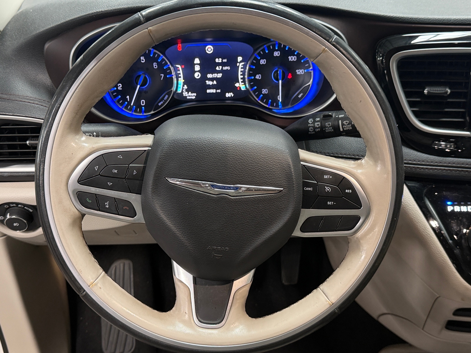 Thumbnail: 2020 Chrysler Pacifica - 4