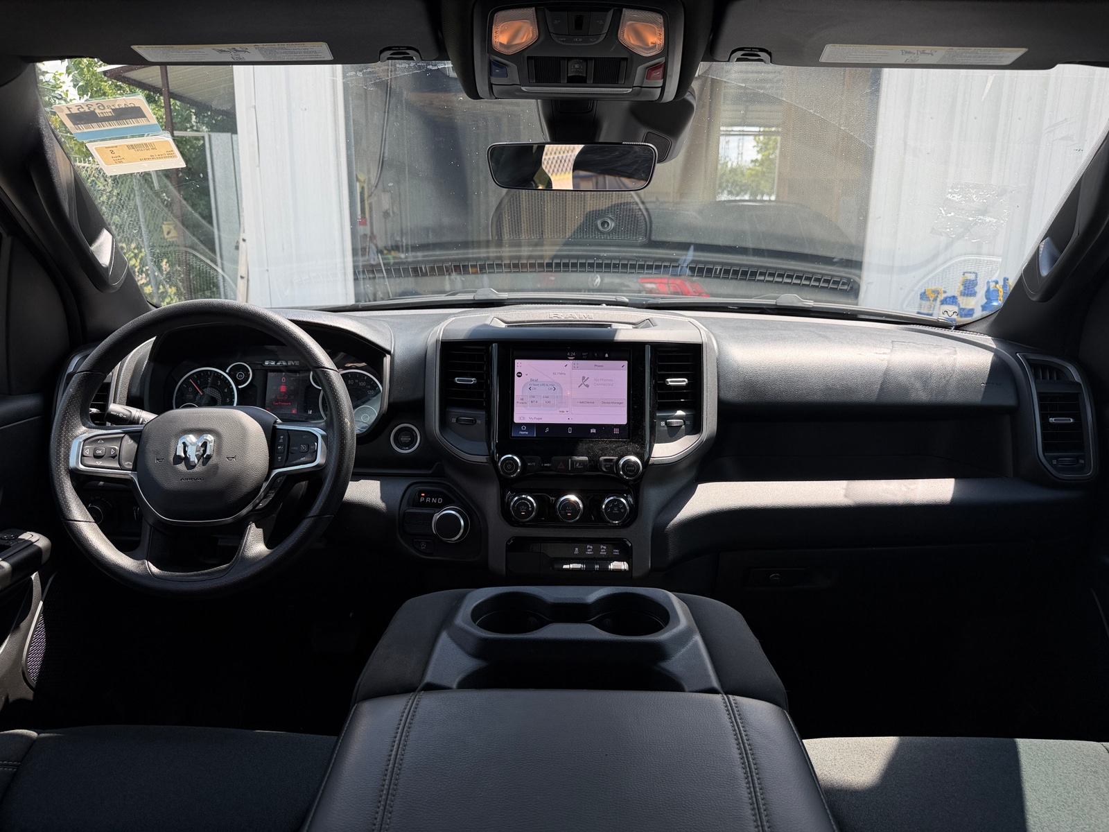 Thumbnail: 2025 RAM 1500 - 3