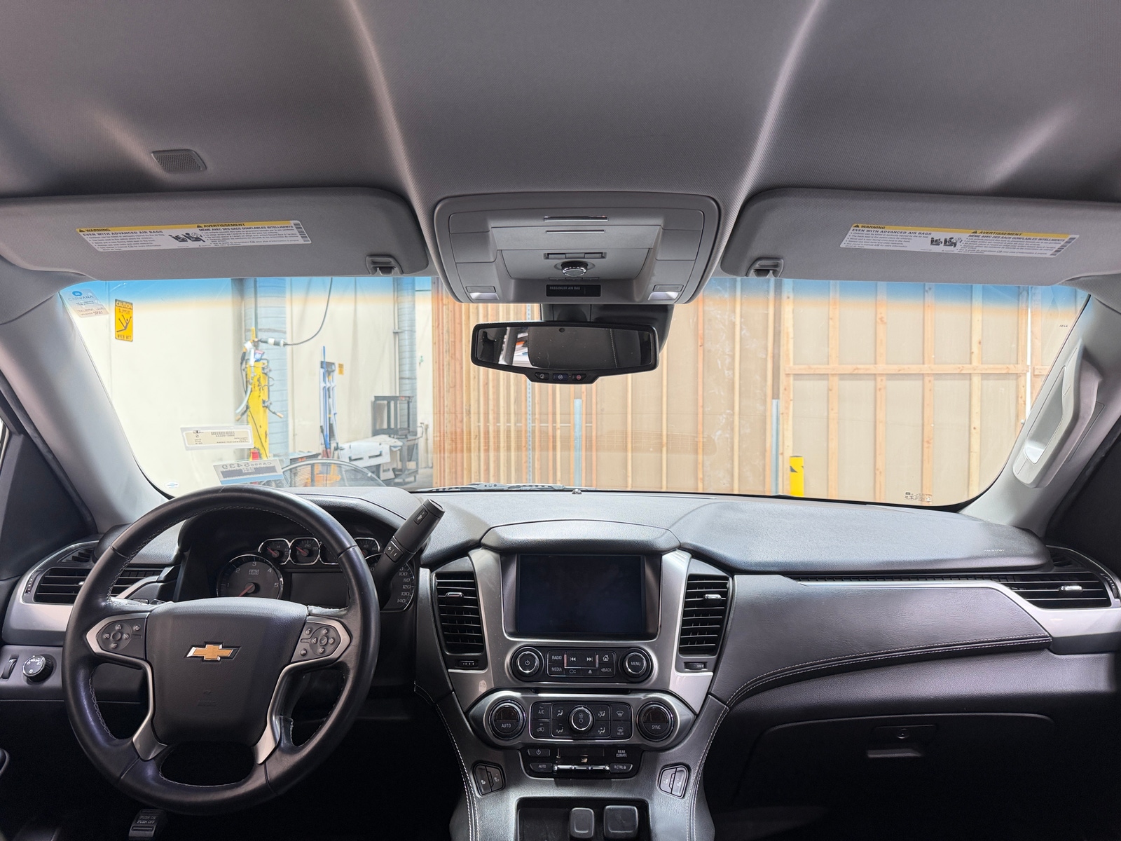 Thumbnail: 2019 Chevrolet Tahoe - 2