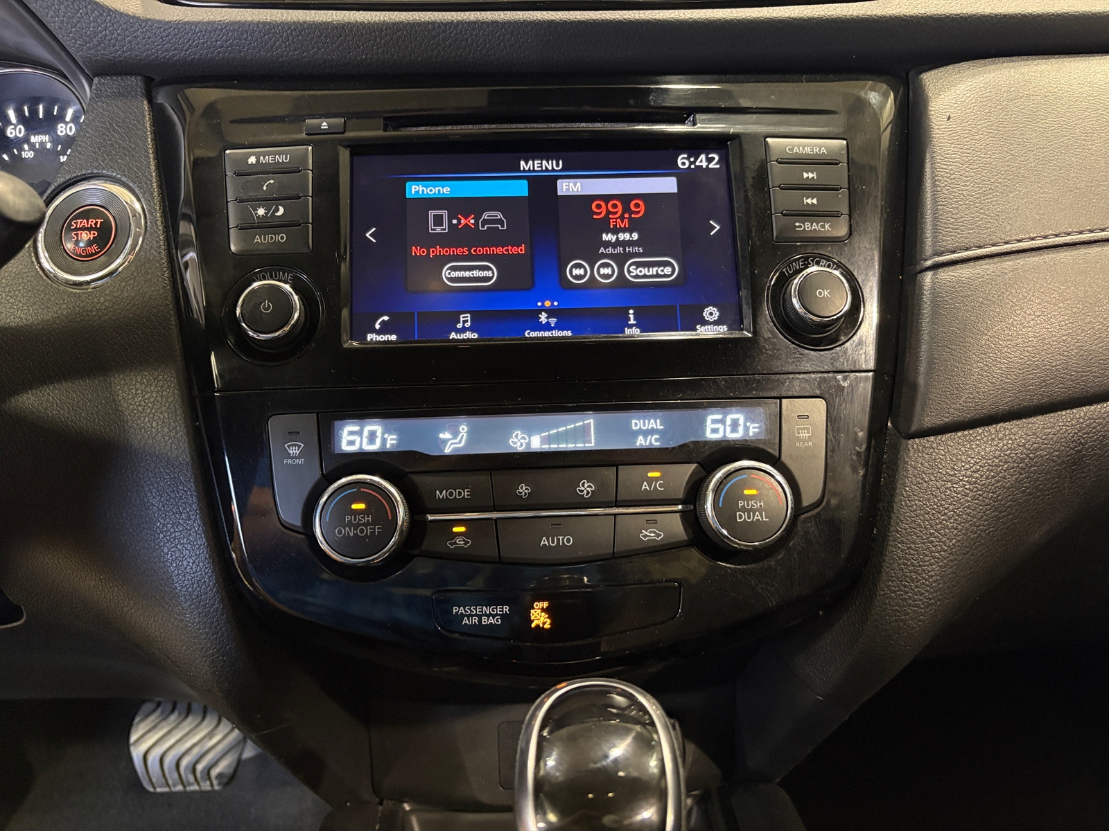 Thumbnail: 2019 Nissan Rogue - 4