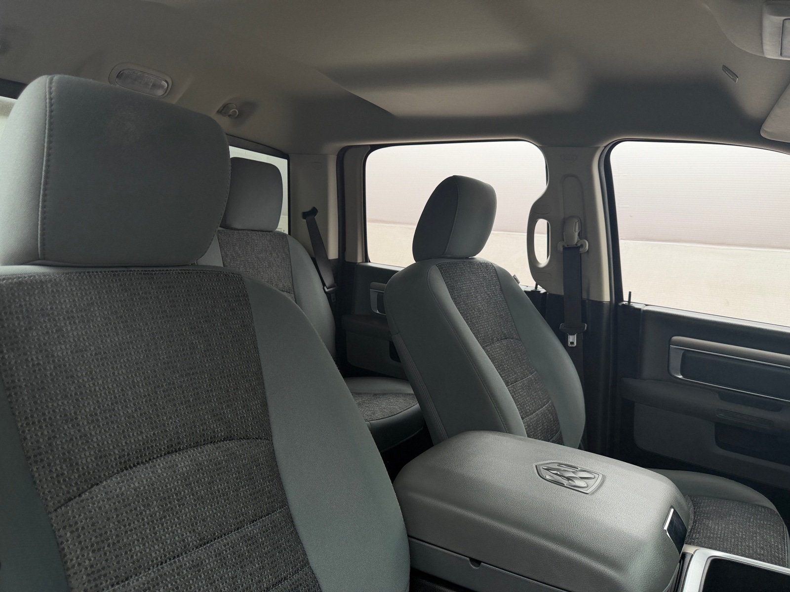Thumbnail: 2019 RAM 1500 Classic - 2