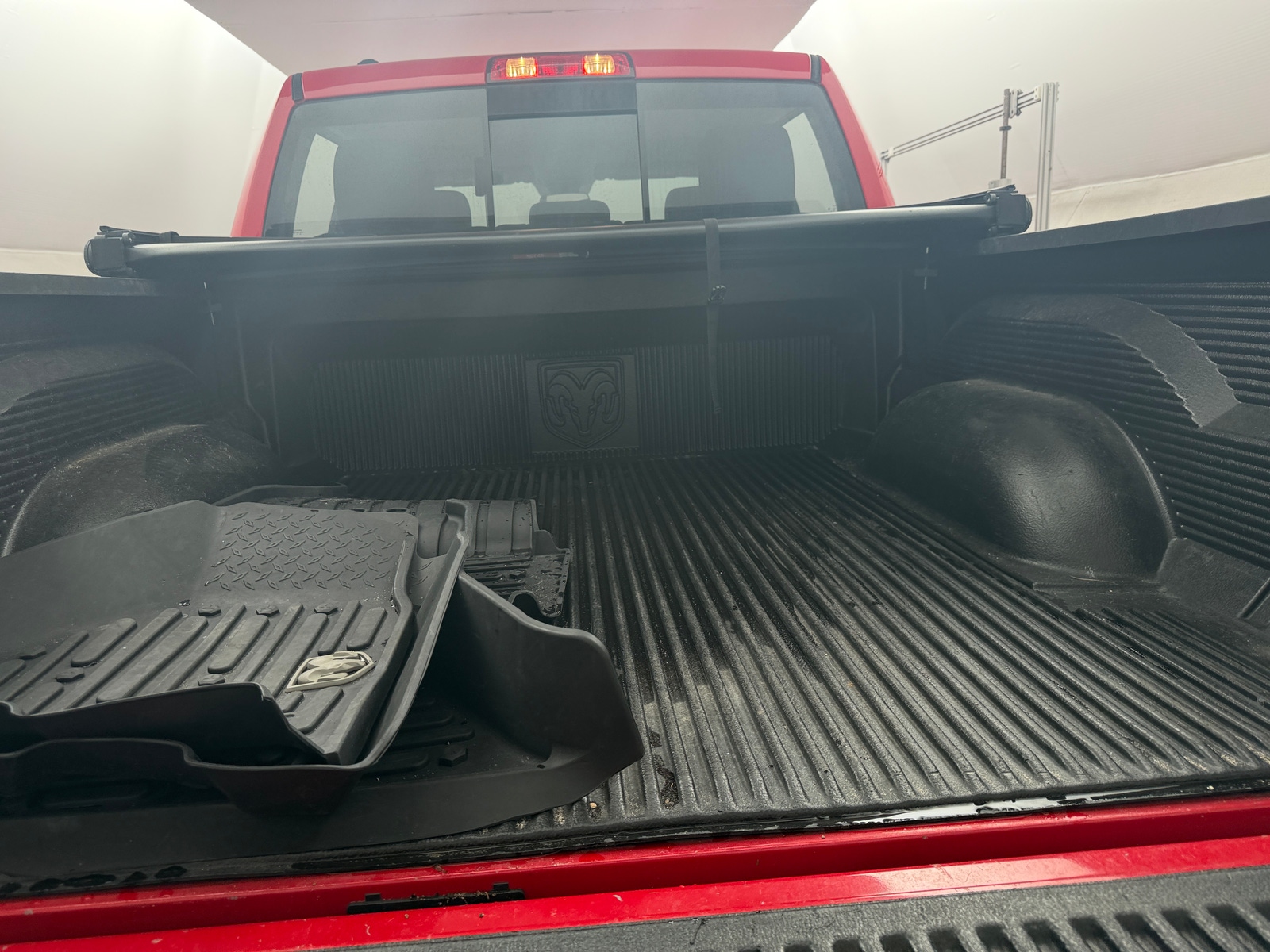 Thumbnail: 2019 RAM 1500 Classic - 7