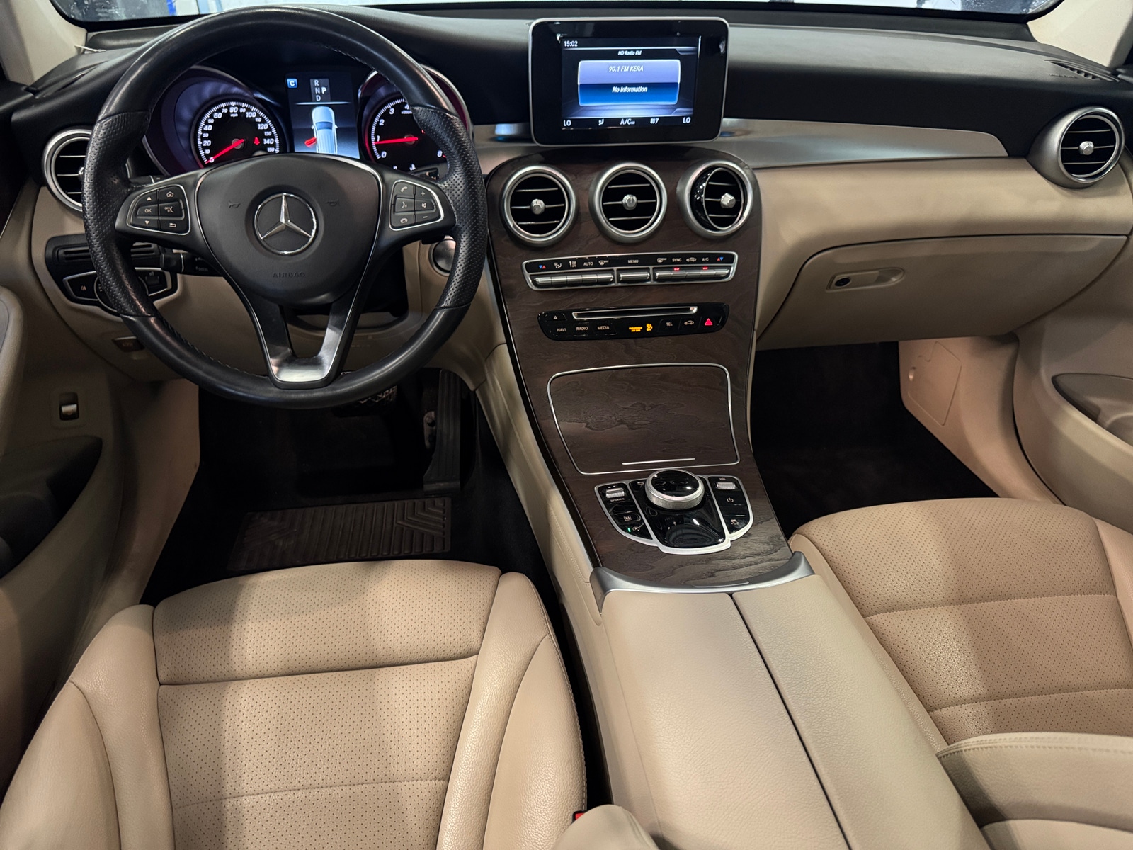 Thumbnail: 2019 Mercedes-Benz GLC - 2