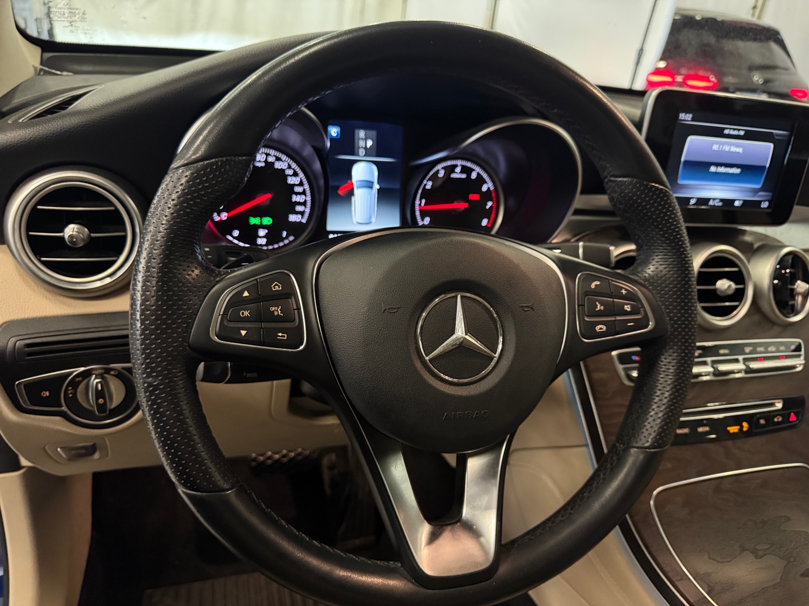 Thumbnail: 2019 Mercedes-Benz GLC - 4