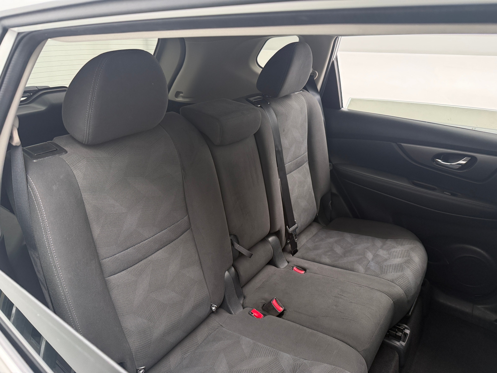 Thumbnail: 2016 Nissan Rogue - 6