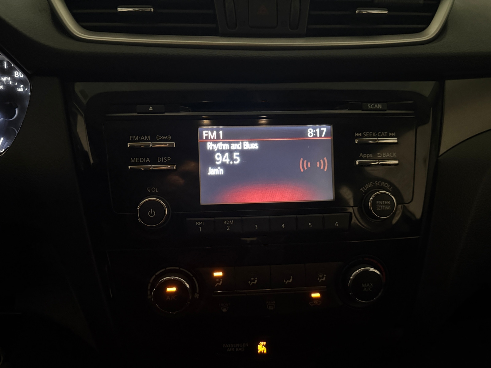 Thumbnail: 2016 Nissan Rogue - 4
