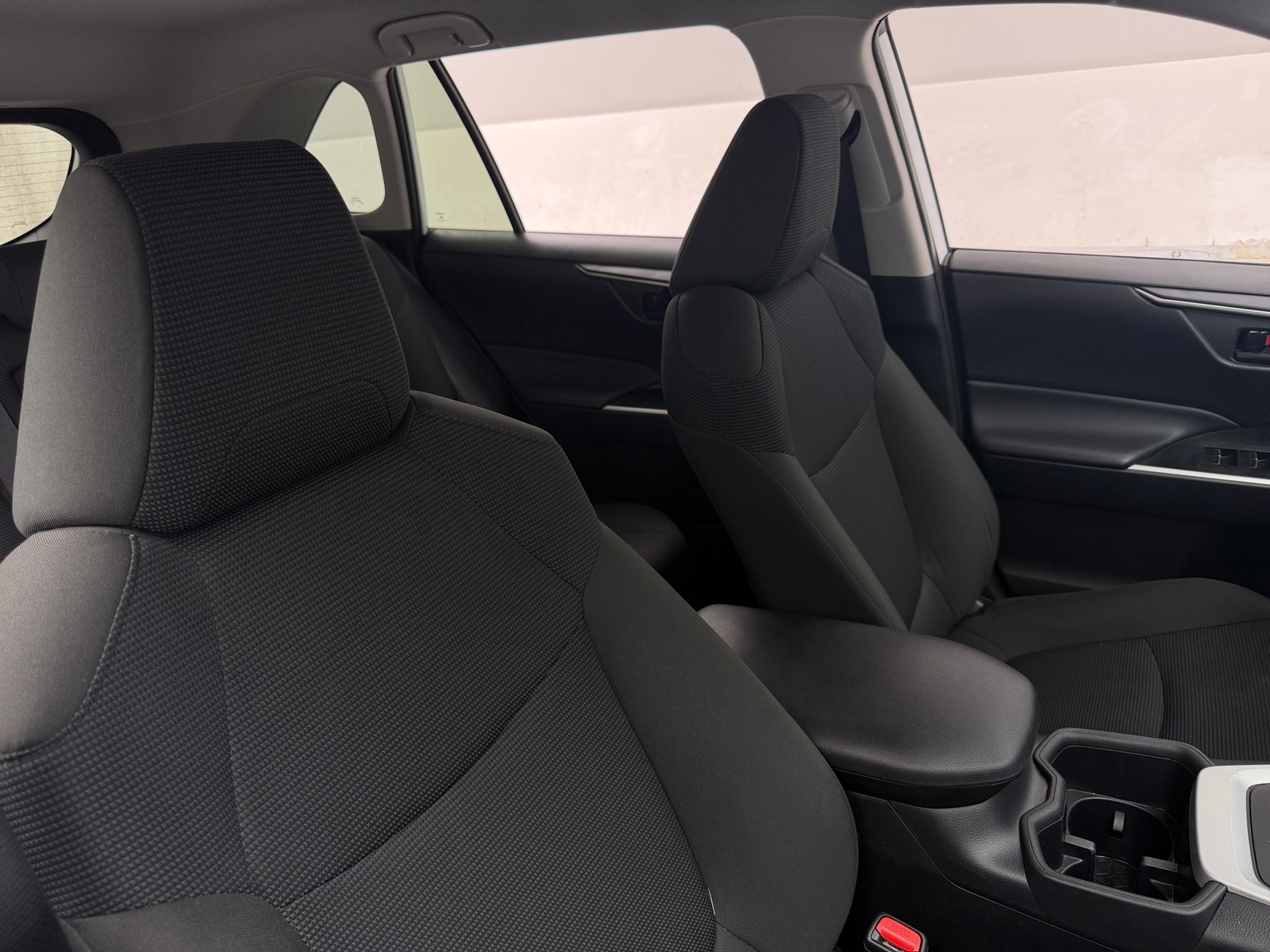 Thumbnail: 2025 Toyota RAV4 - 2