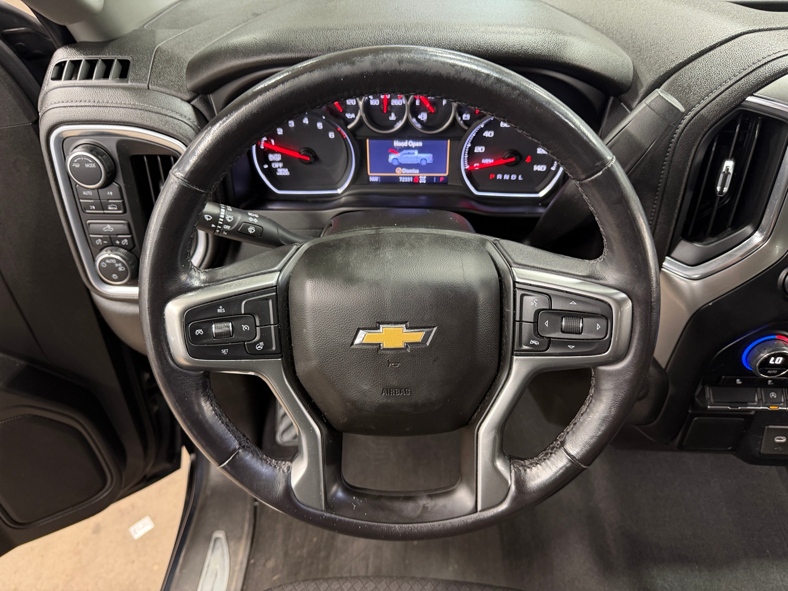 Thumbnail: 2022 Chevrolet Silverado 1500 - 5