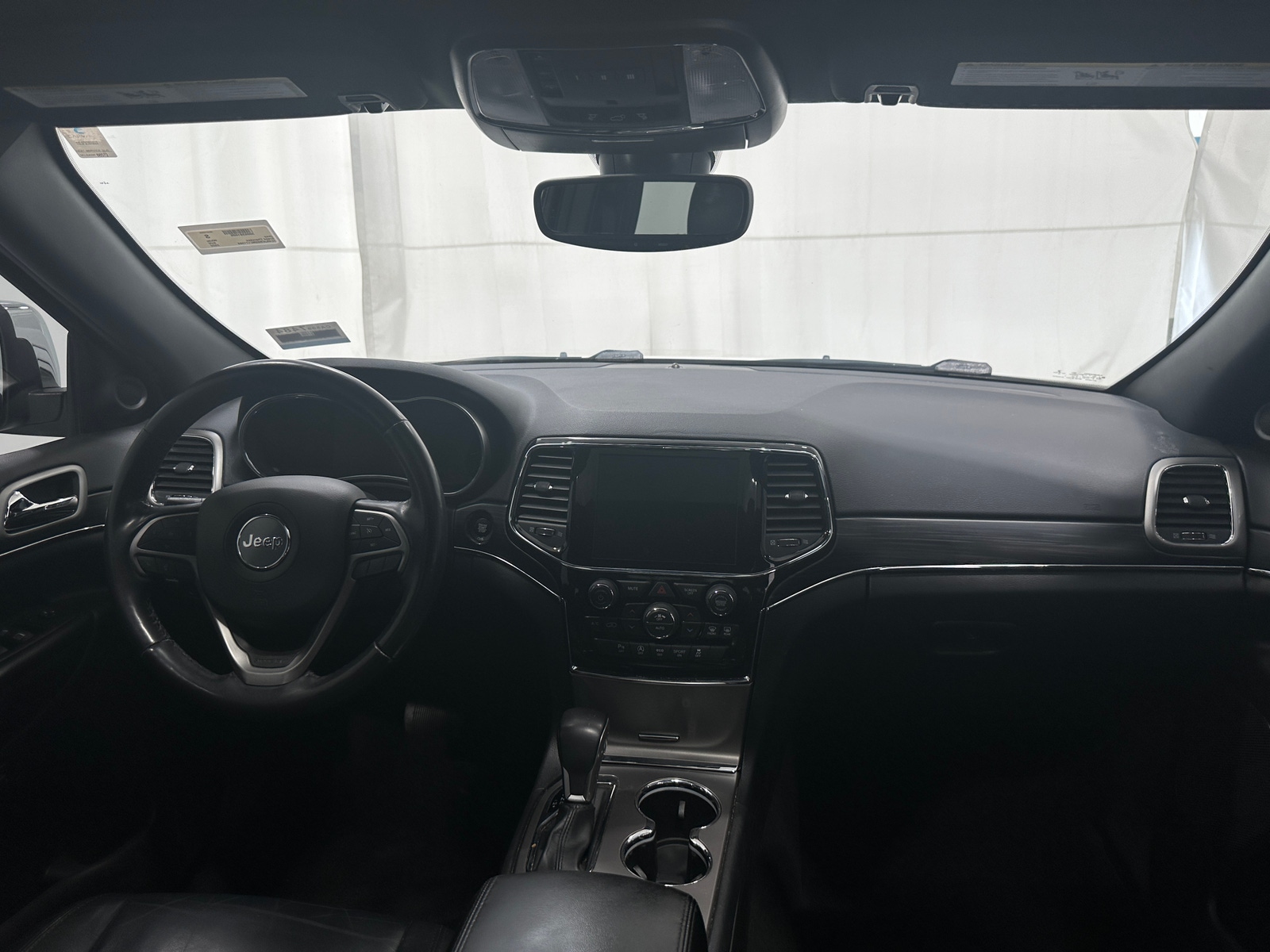 Thumbnail: 2022 Jeep Grand Cherokee - 2