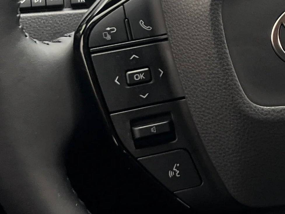 2024 Toyota Prius XLE - Photo 15