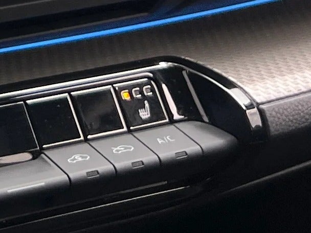 2024 Toyota Prius XLE - Photo 18