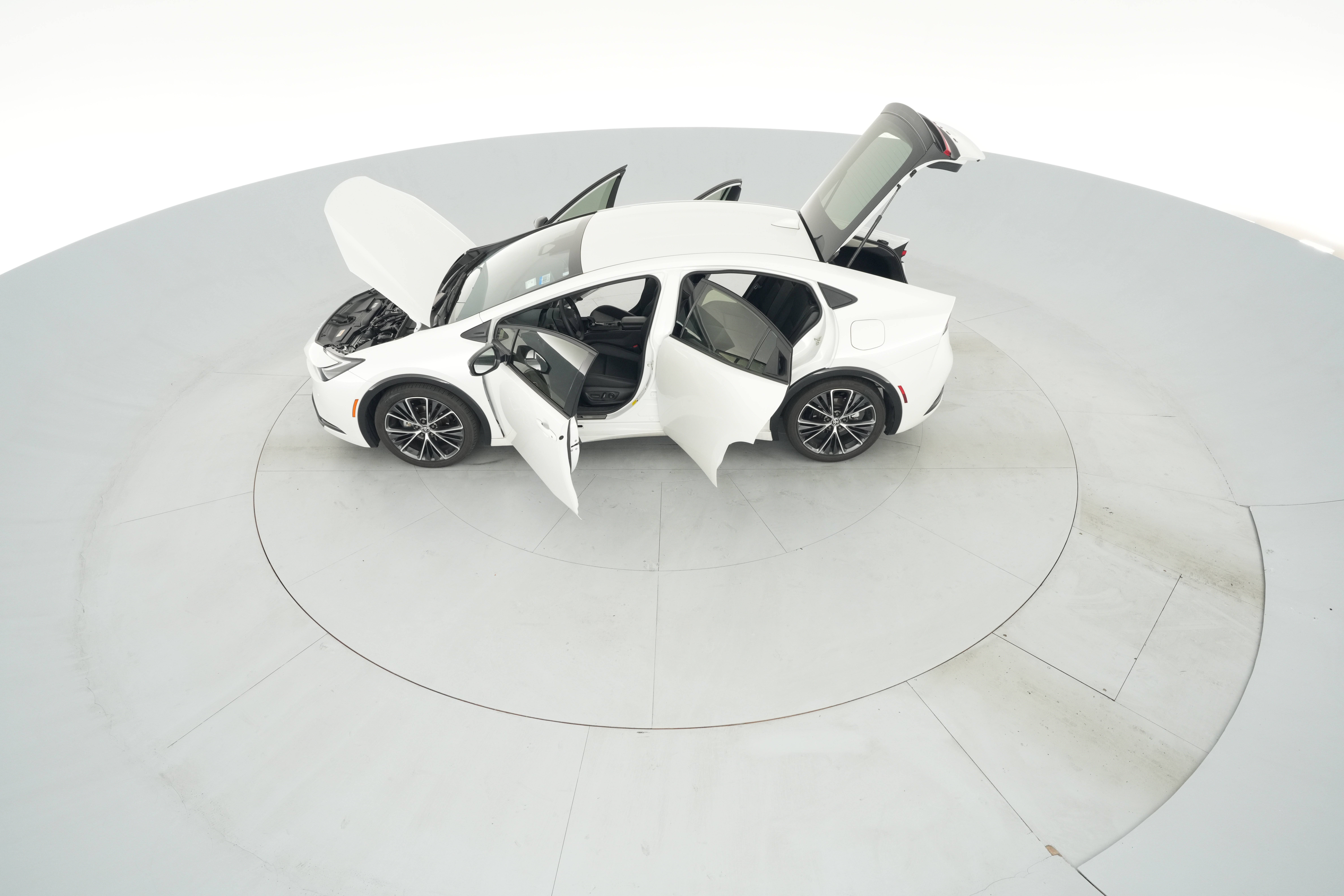 2024 Toyota Prius XLE - Photo 43