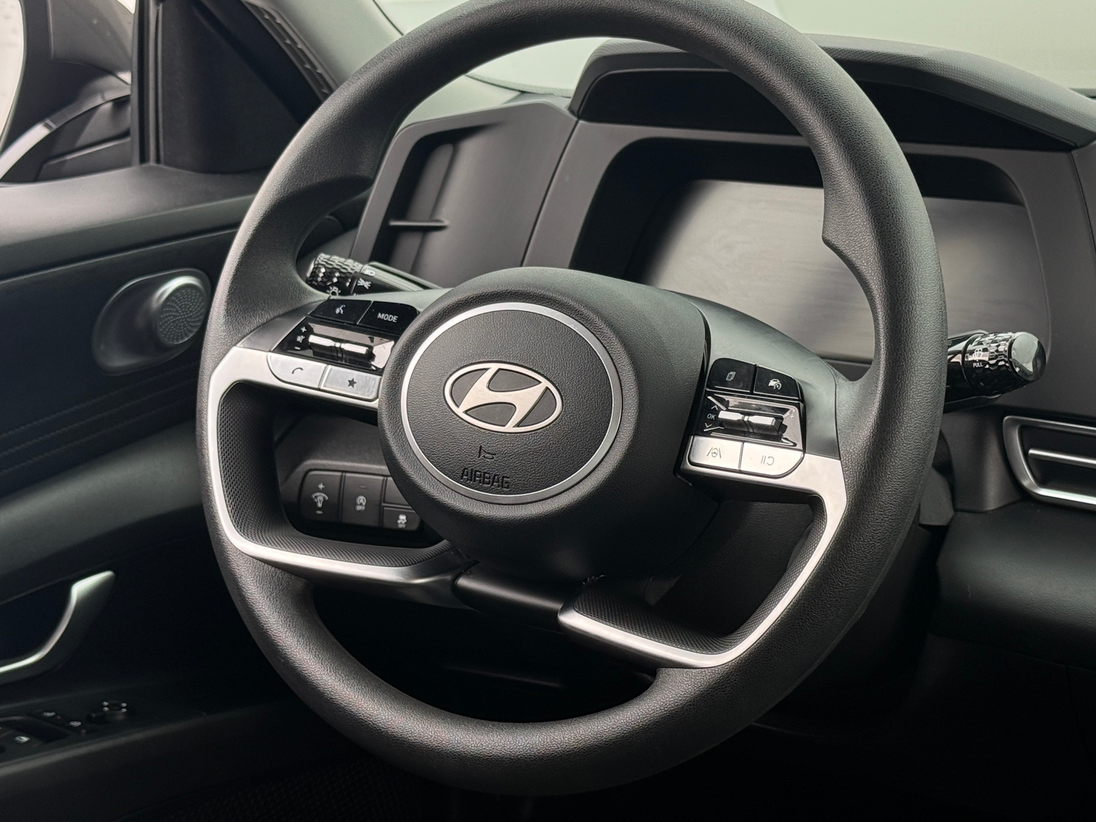 Thumbnail: 2026 Hyundai Elantra - 5