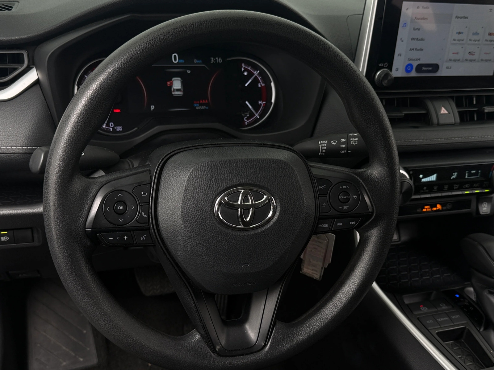 Thumbnail: 2025 Toyota RAV4 - 5