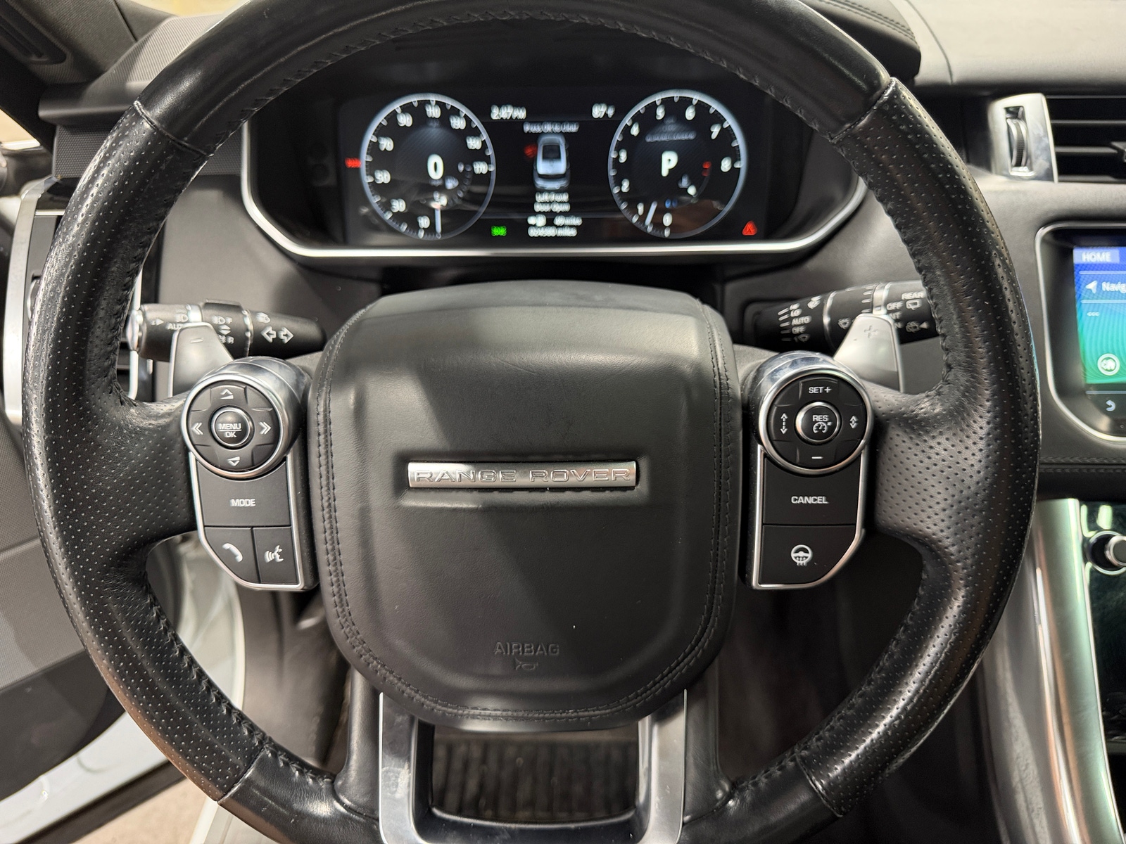 Thumbnail: 2017 Land Rover Range Rover Sport - 4