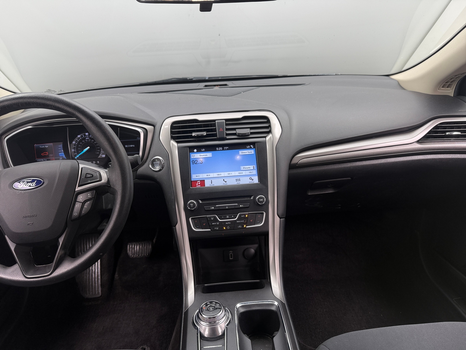 Thumbnail: 2017 Ford Fusion - 3