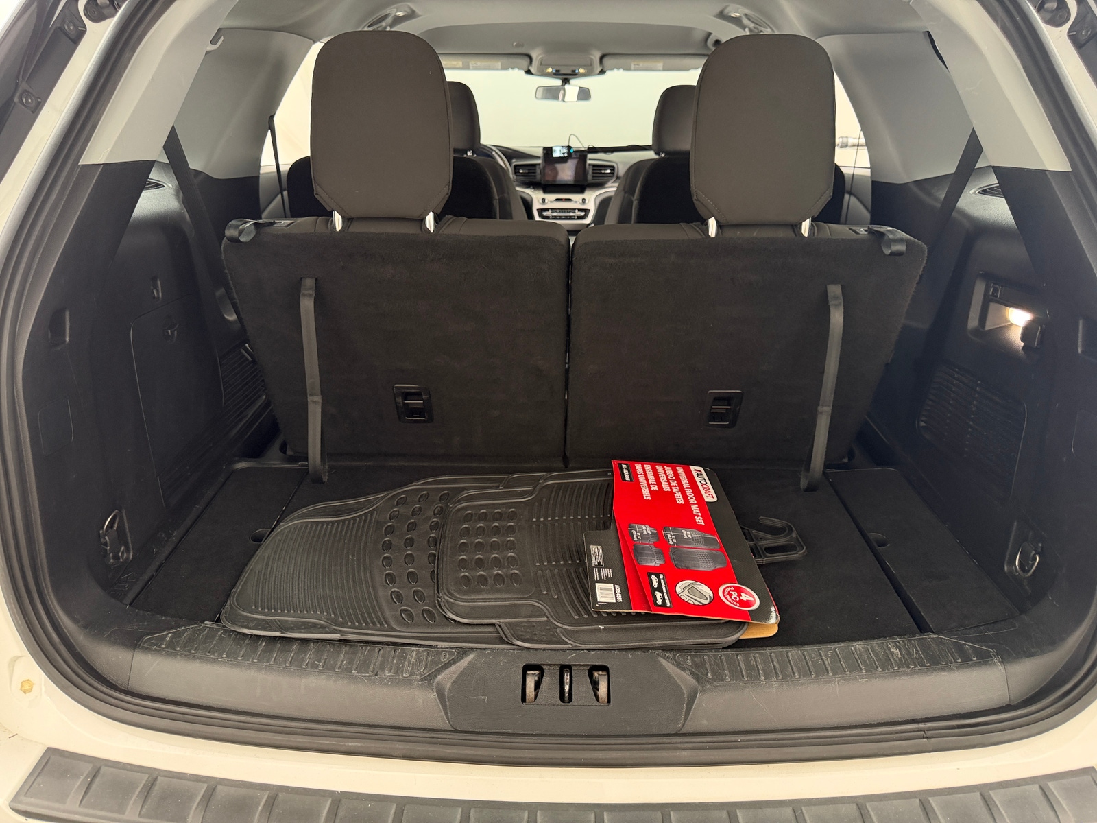 Thumbnail: 2021 Ford Explorer - 7