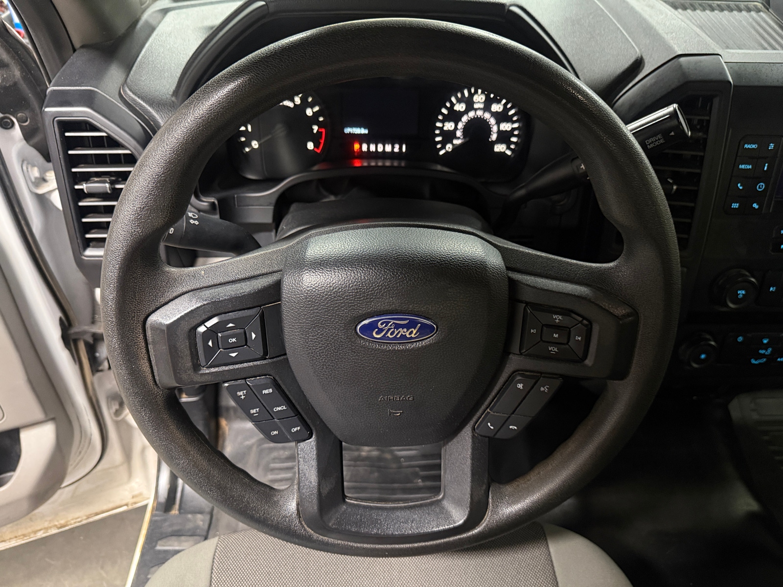 Thumbnail: 2019 Ford Econoline - 5