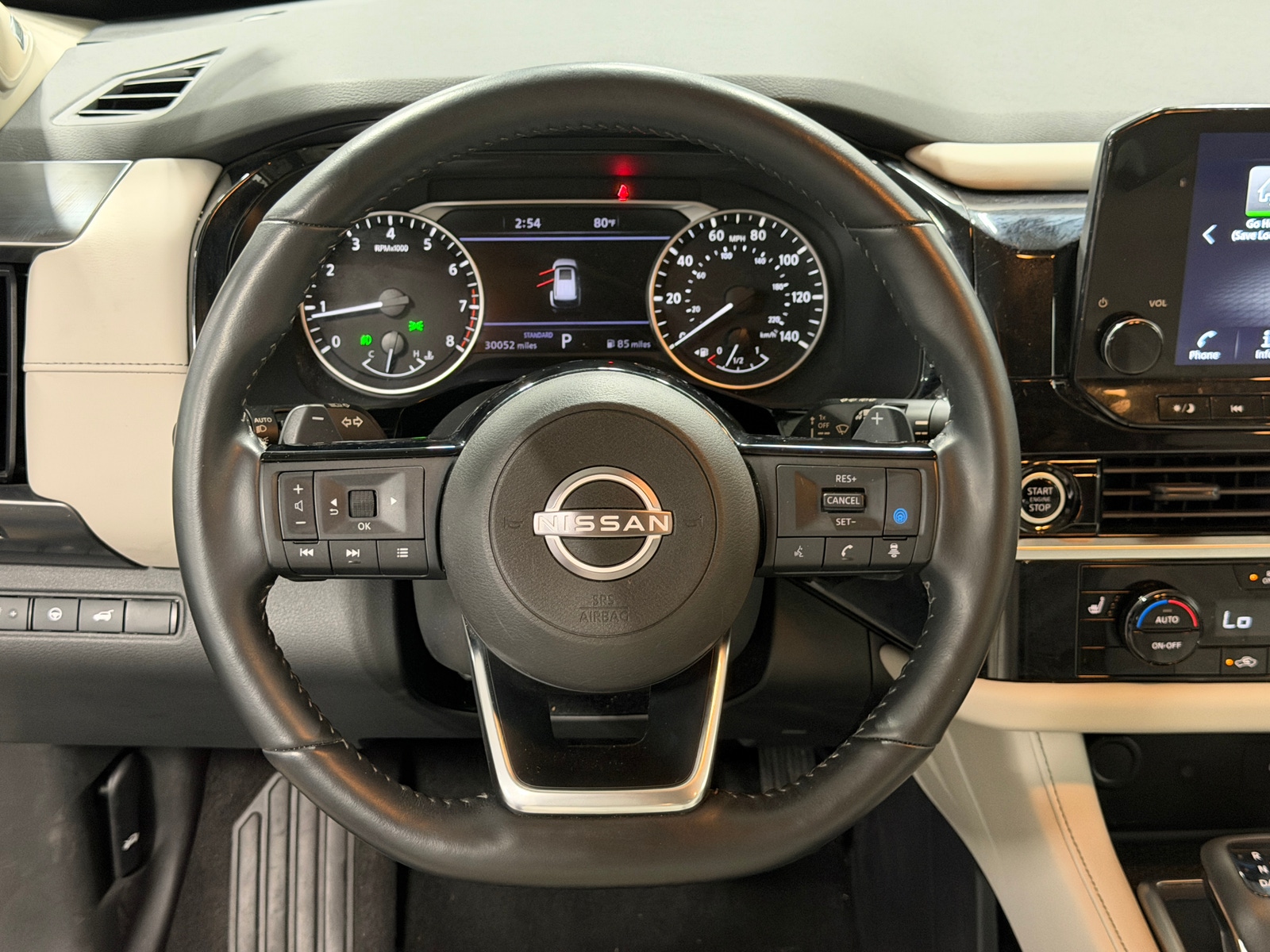 Thumbnail: 2023 Nissan Pathfinder - 4