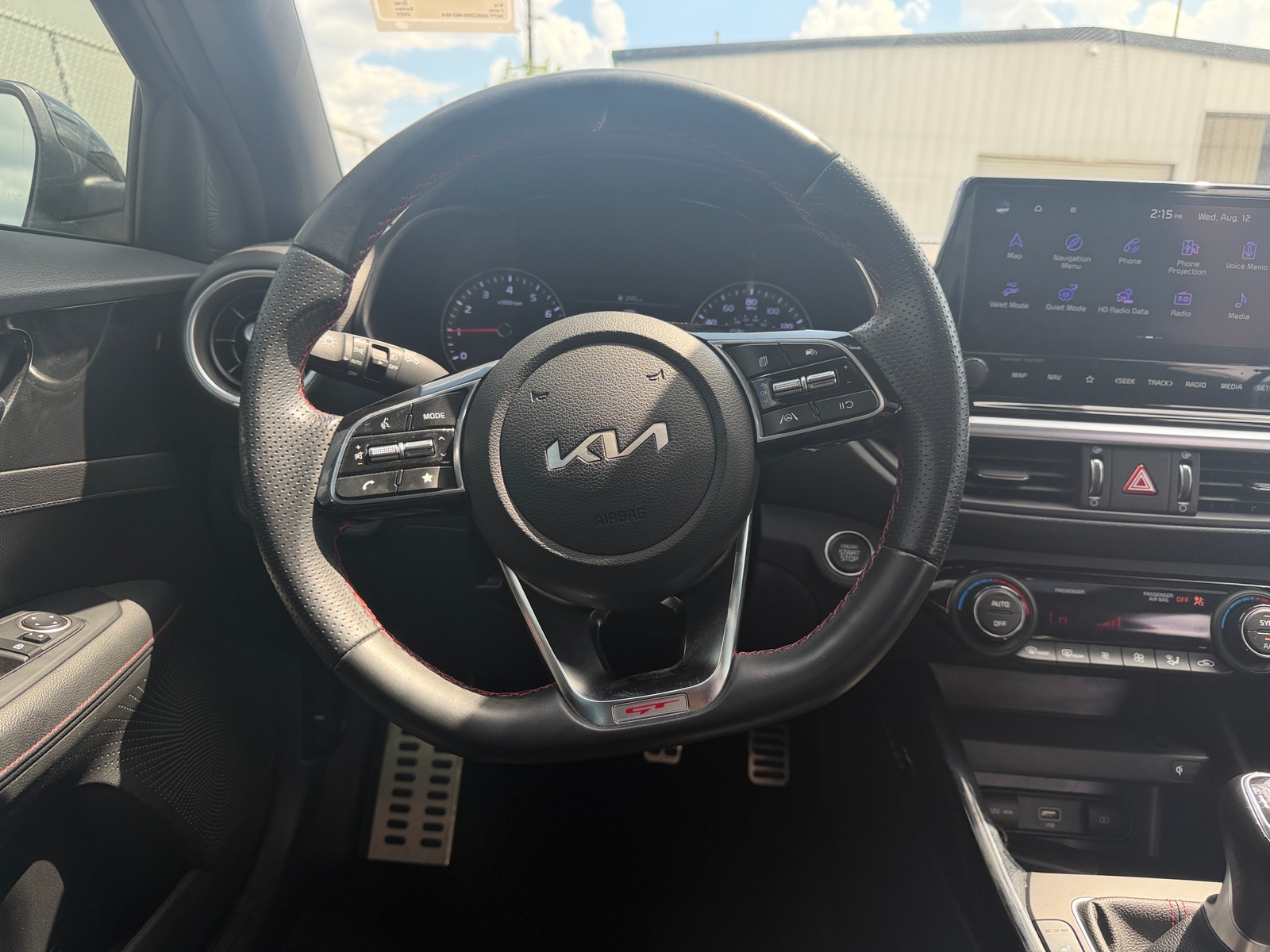 Thumbnail: 2022 Kia Forte - 4