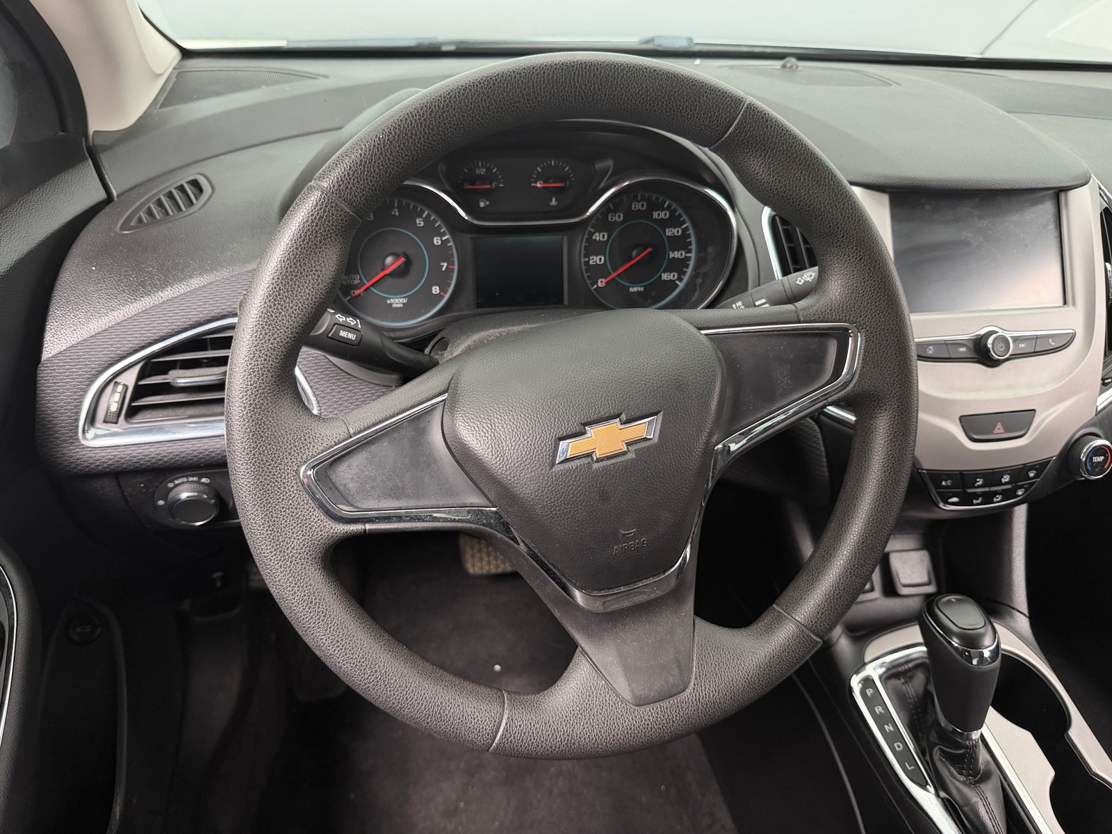 Thumbnail: 2018 Chevrolet Cruze - 5