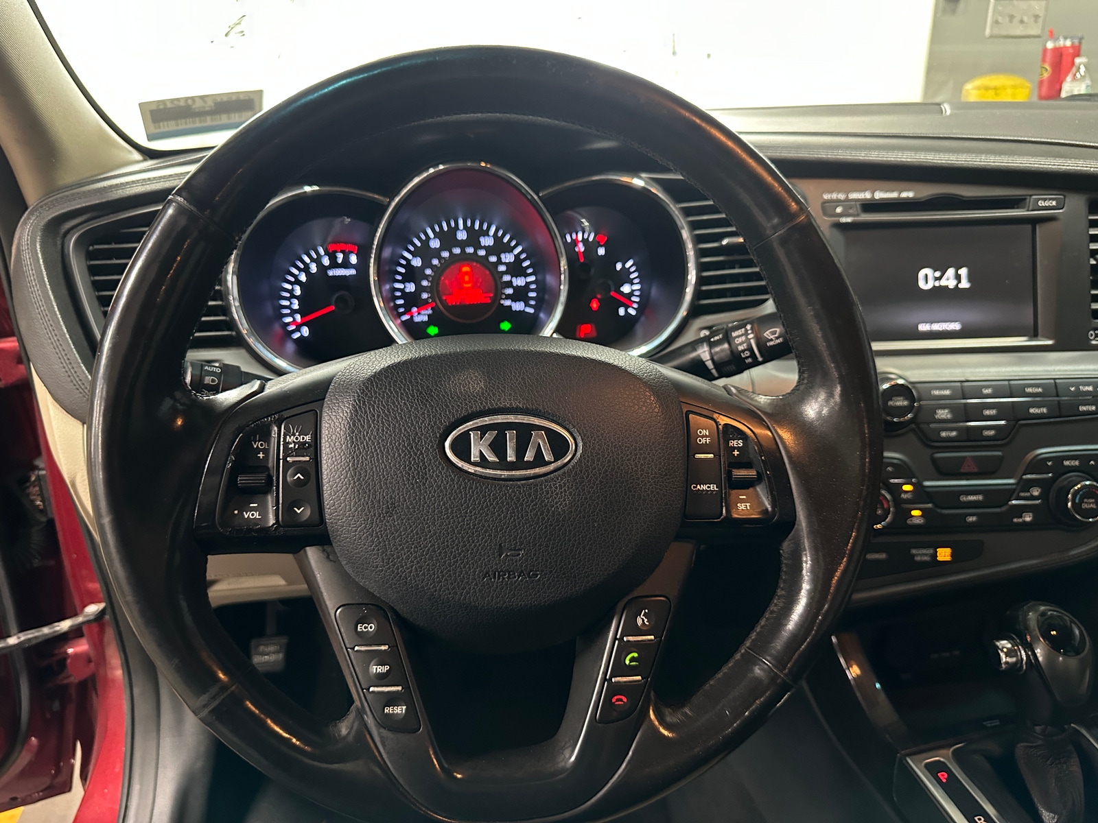 Thumbnail: 2012 Kia Optima - 4