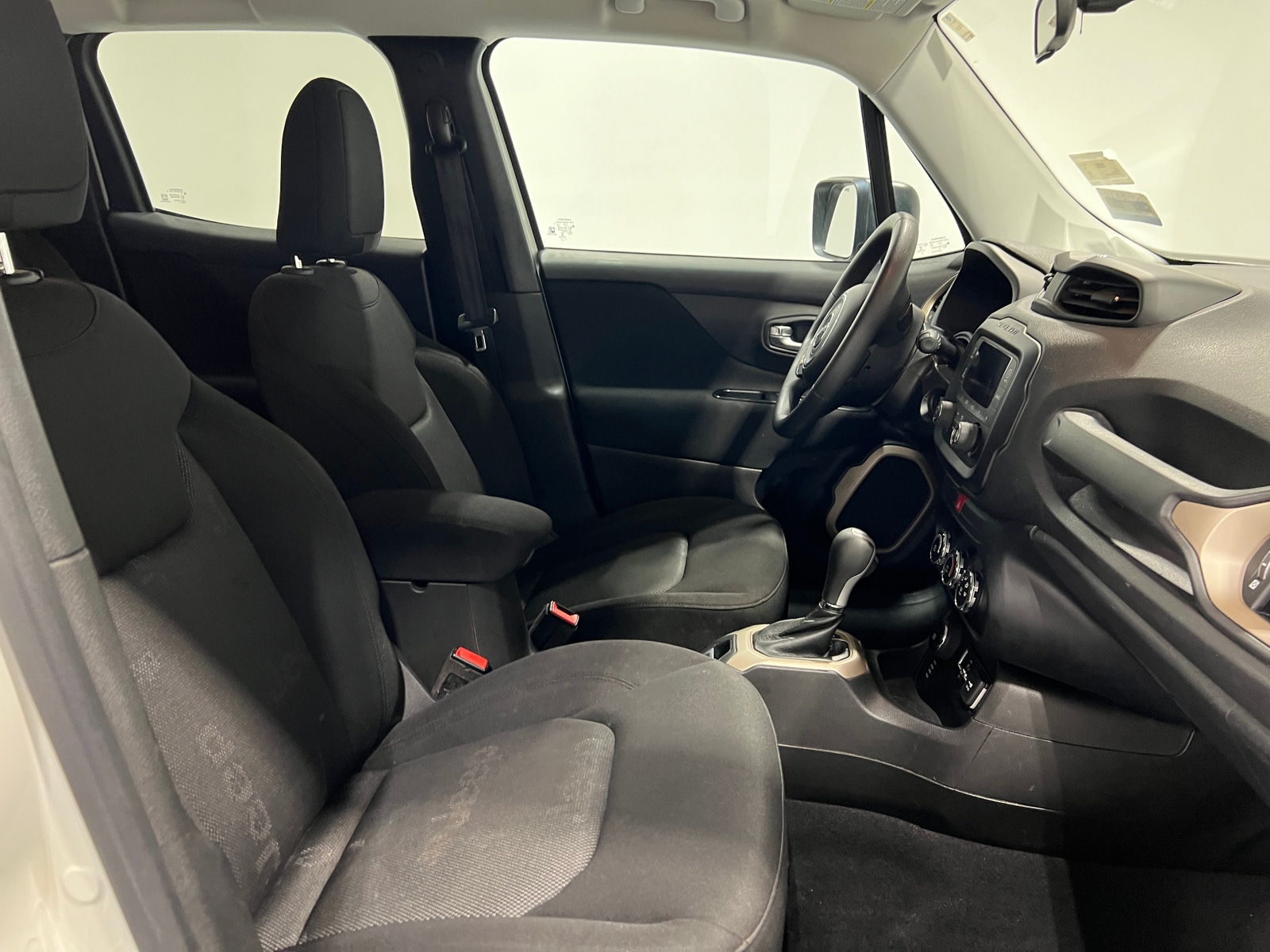 Thumbnail: 2017 Jeep Renegade - 2