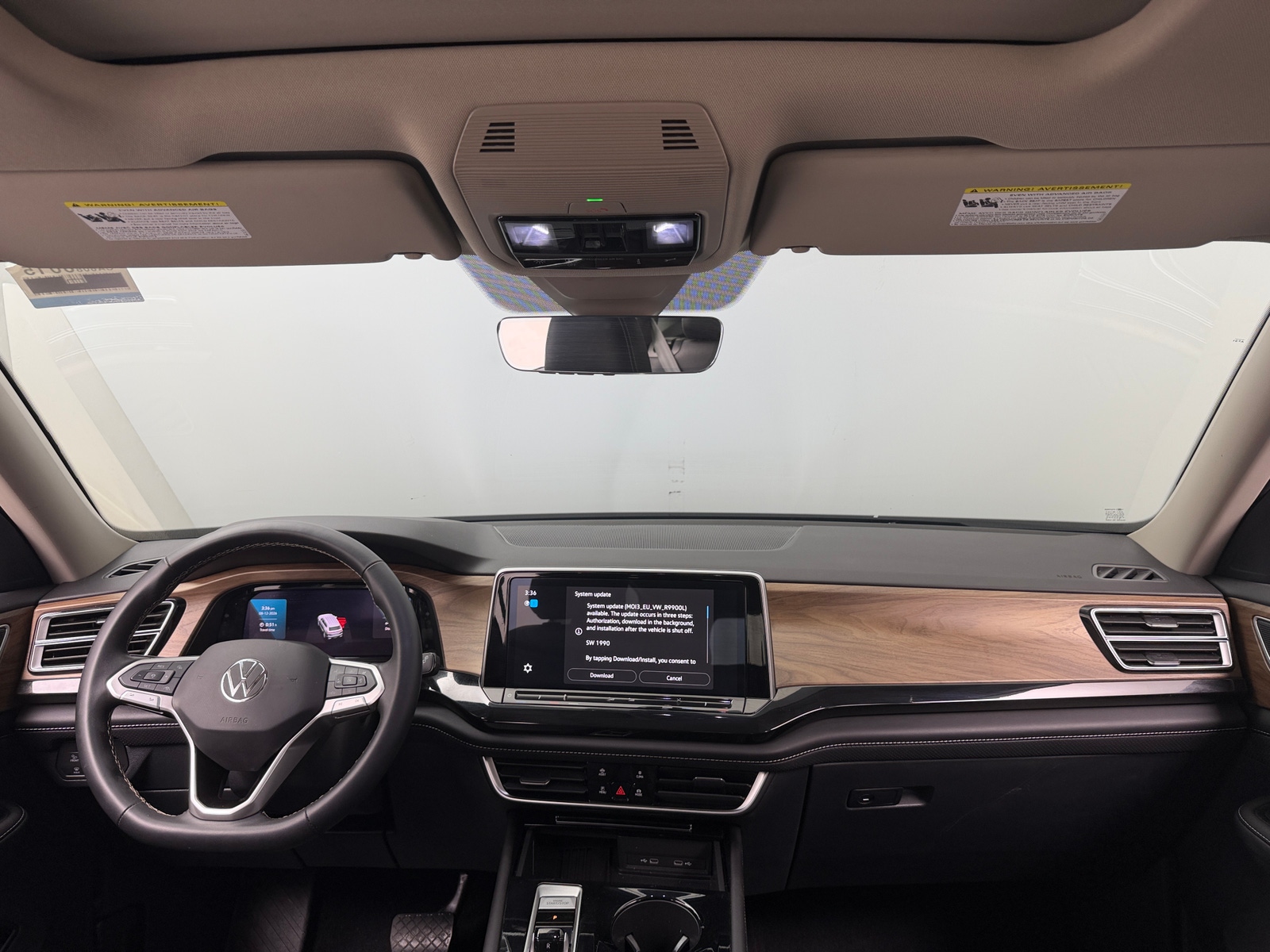 Thumbnail: 2025 Volkswagen Atlas - 3