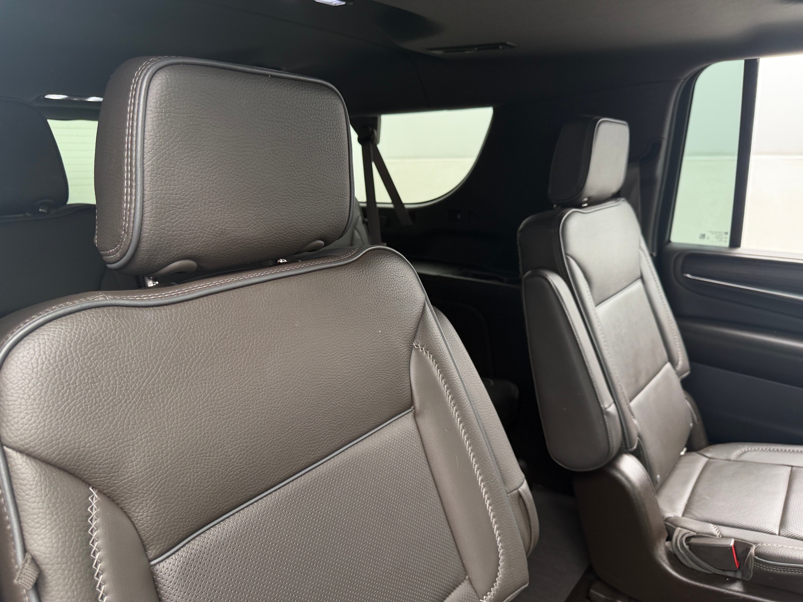 Thumbnail: 2022 GMC Yukon XL - 5