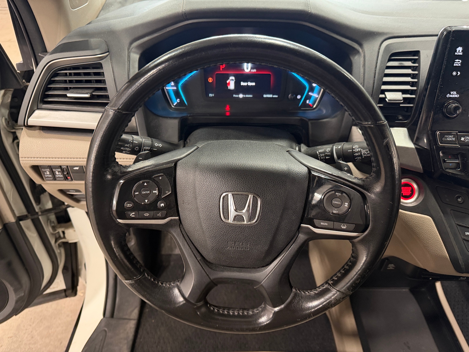 Thumbnail: 2018 Honda Odyssey - 4
