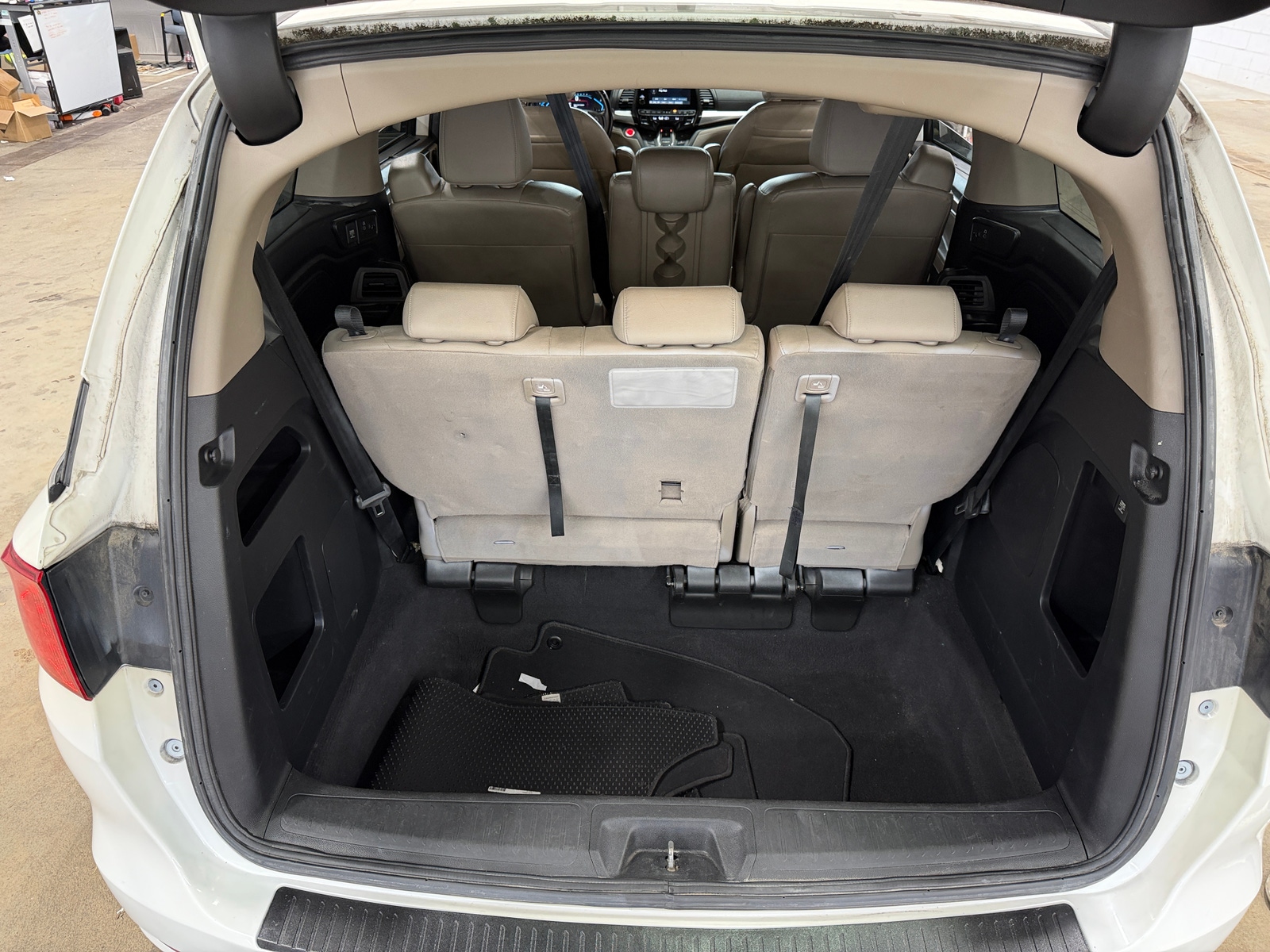 Thumbnail: 2018 Honda Odyssey - 6