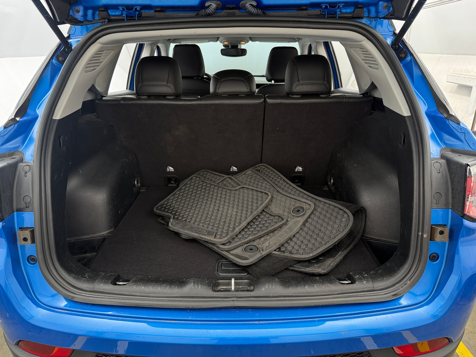 Thumbnail: 2022 Jeep Compass - 7