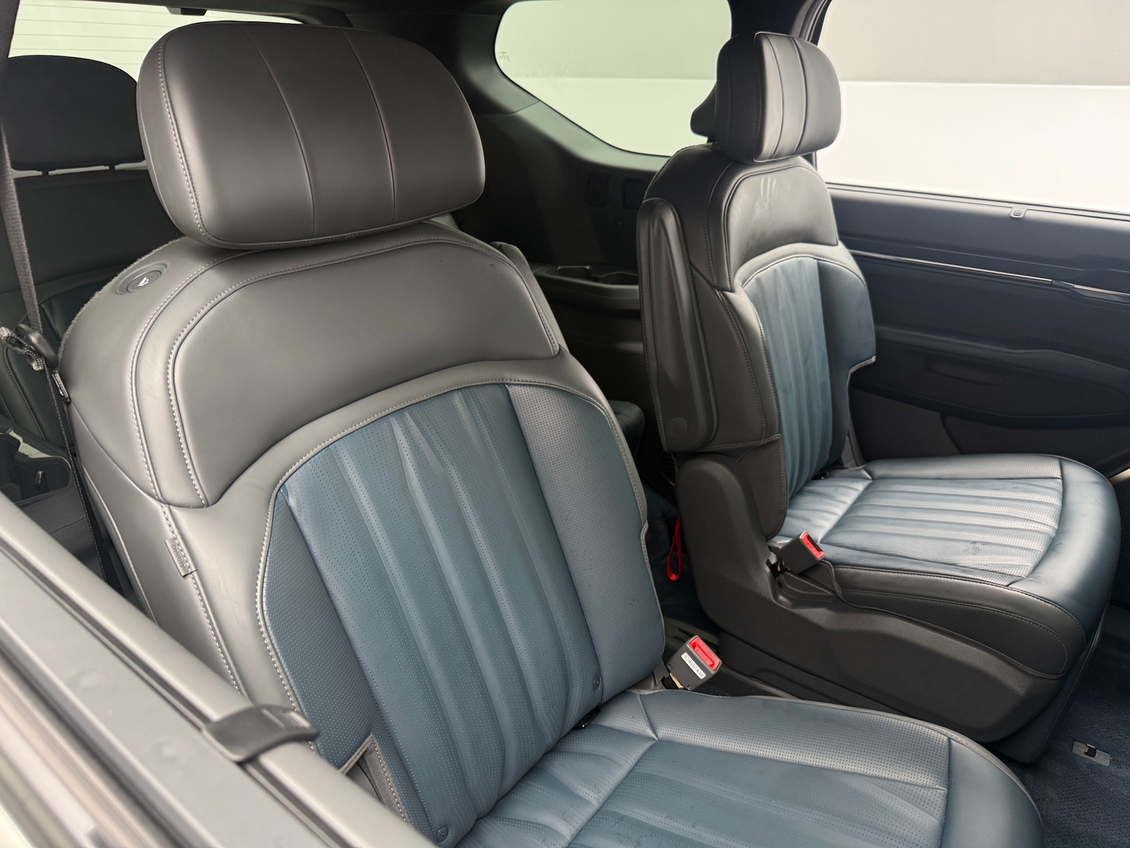 Thumbnail: 2024 Kia EV9 - 5