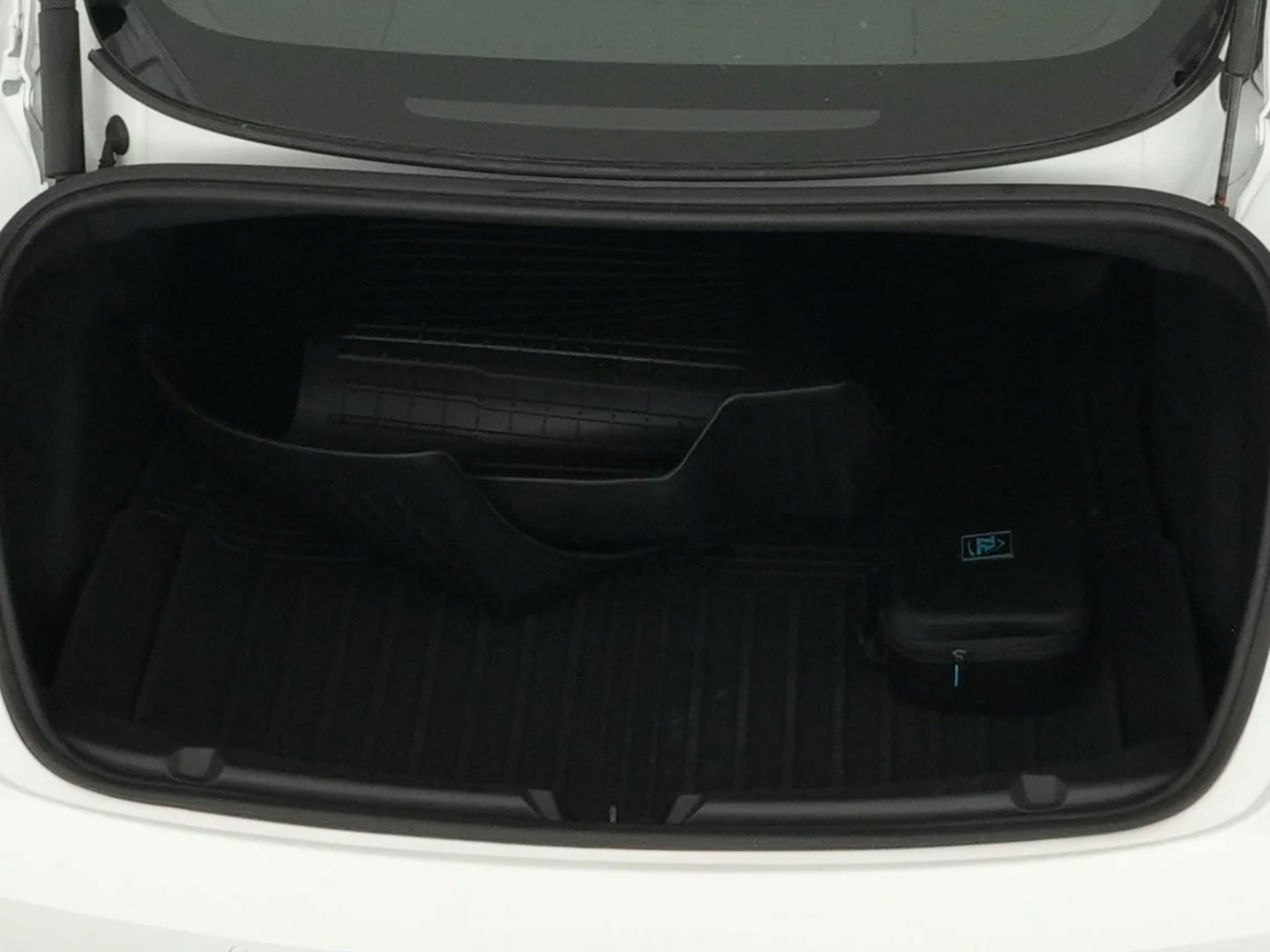 Thumbnail: 2021 Tesla Model 3 - 6