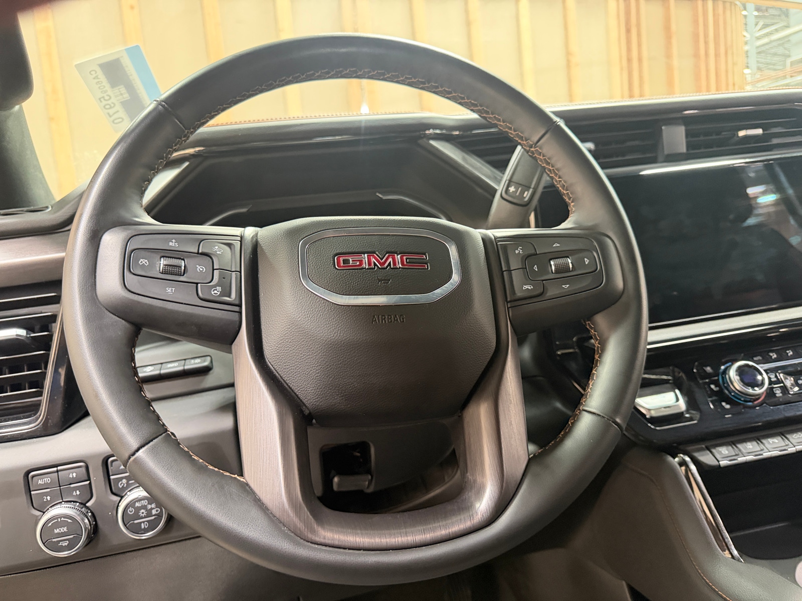 Thumbnail: 2025 GMC Sierra 2500 - 4