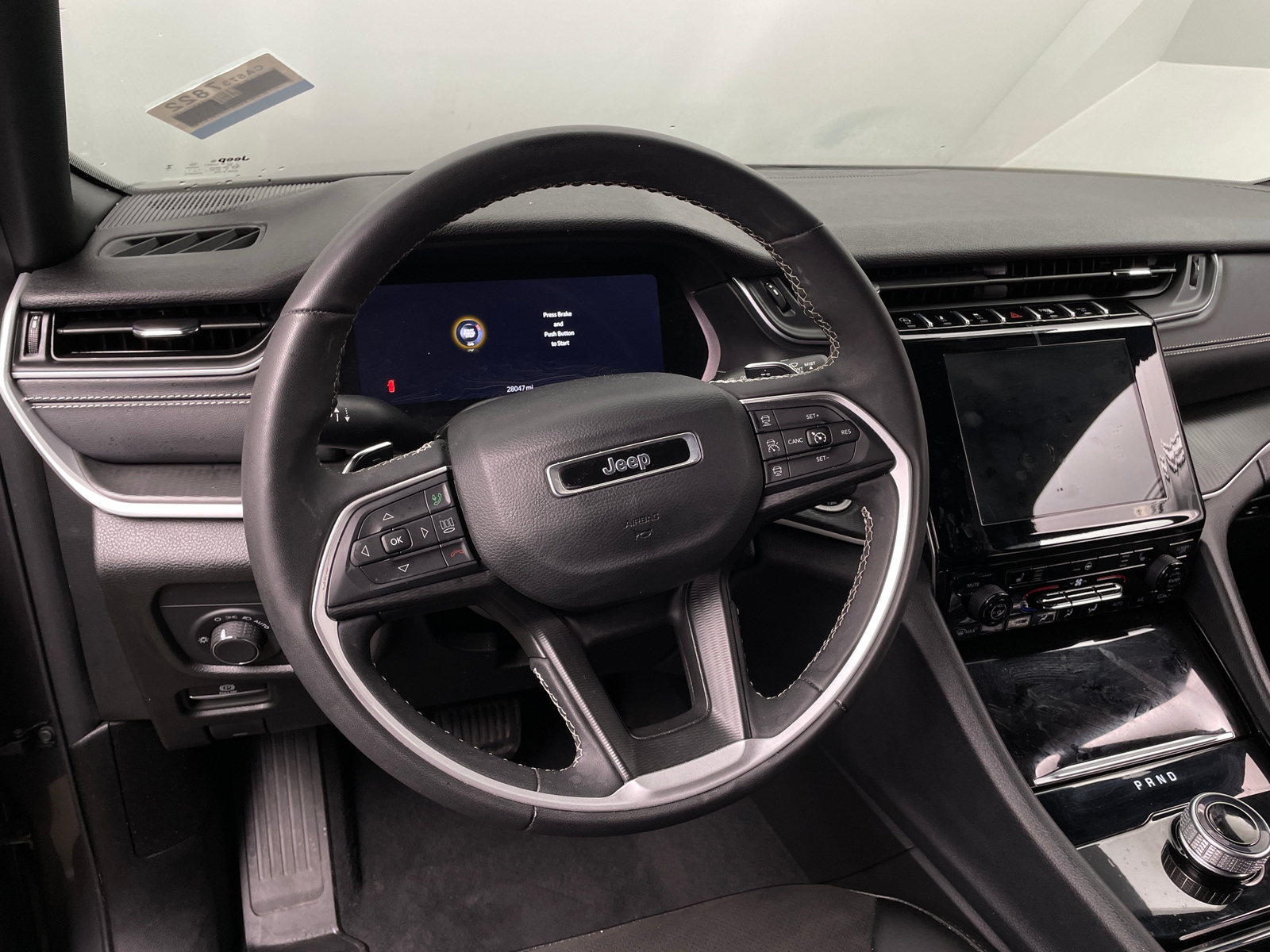 Thumbnail: 2023 Jeep Grand Cherokee L - 4