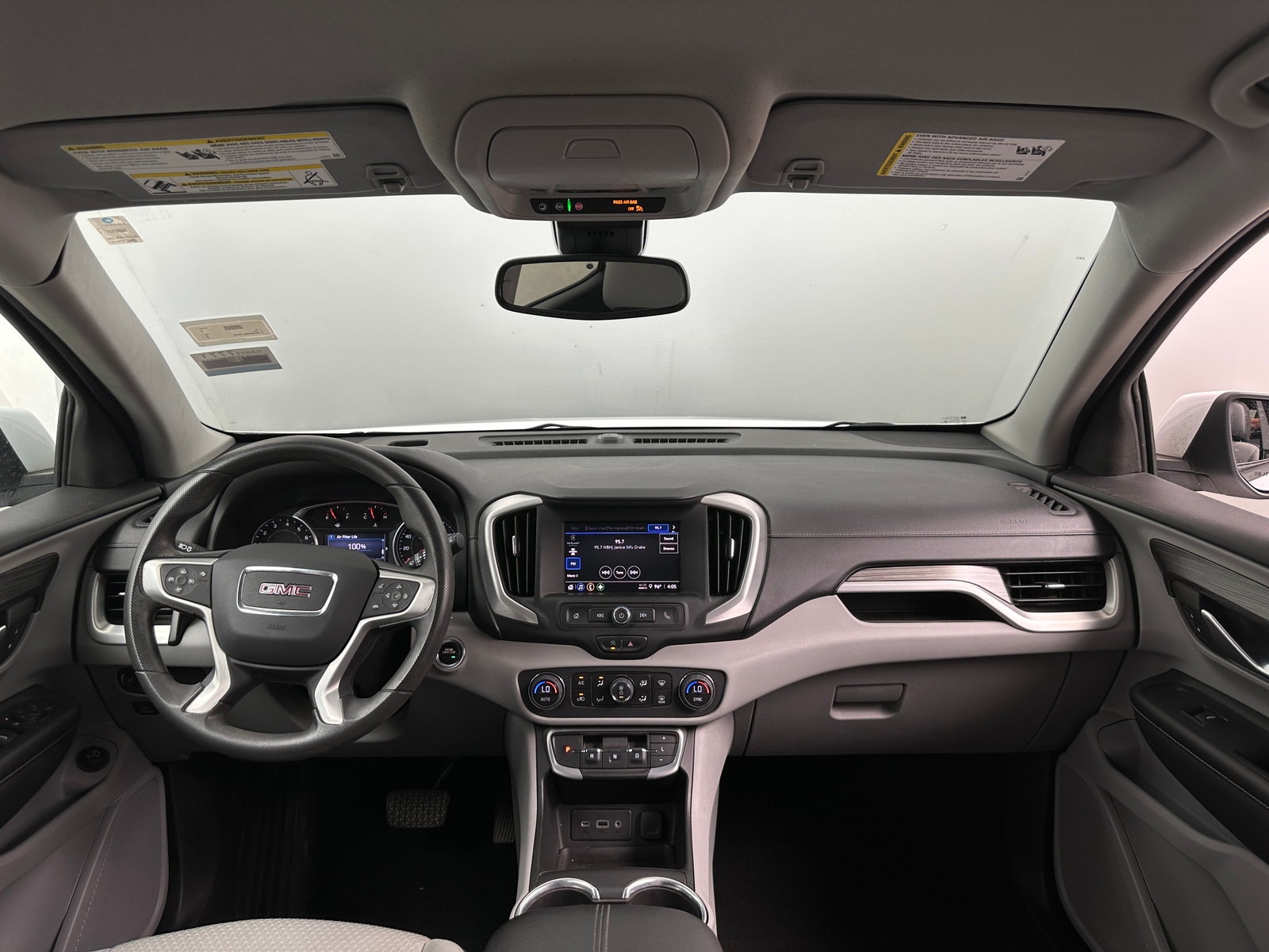 Thumbnail: 2022 GMC Terrain - 3