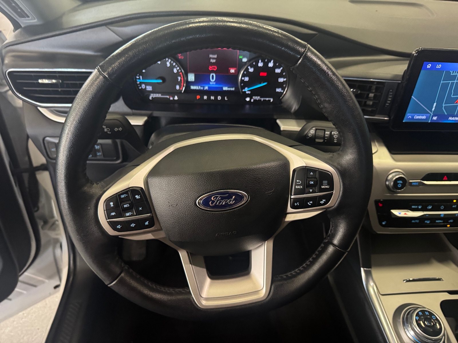 Thumbnail: 2022 Ford Explorer - 4