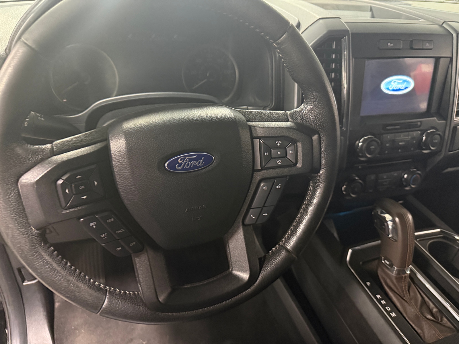 Thumbnail: 2018 Ford Econoline - 5