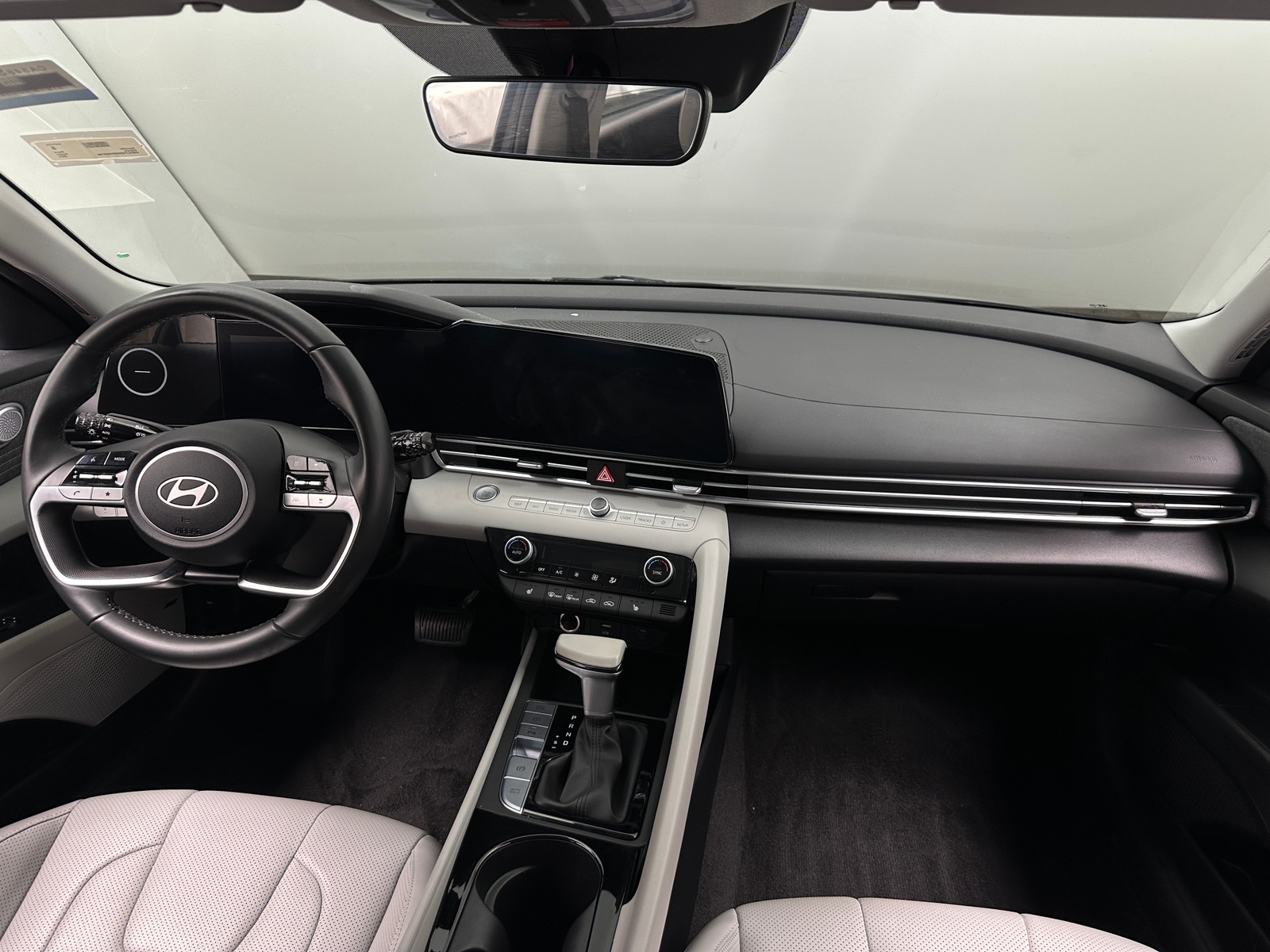 Thumbnail: 2024 Hyundai Elantra - 2