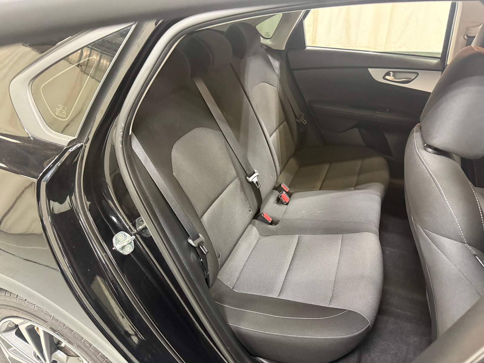 Thumbnail: 2023 Kia Forte - 6