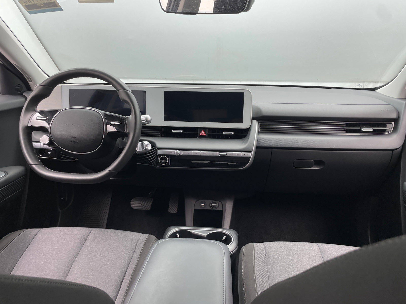 Thumbnail: 2024 Hyundai Ioniq 5 - 3