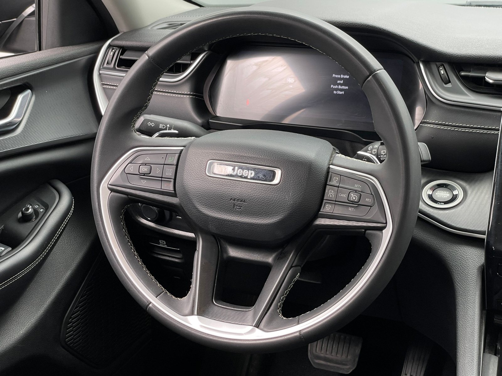 Thumbnail: 2024 Jeep Grand Cherokee - 5