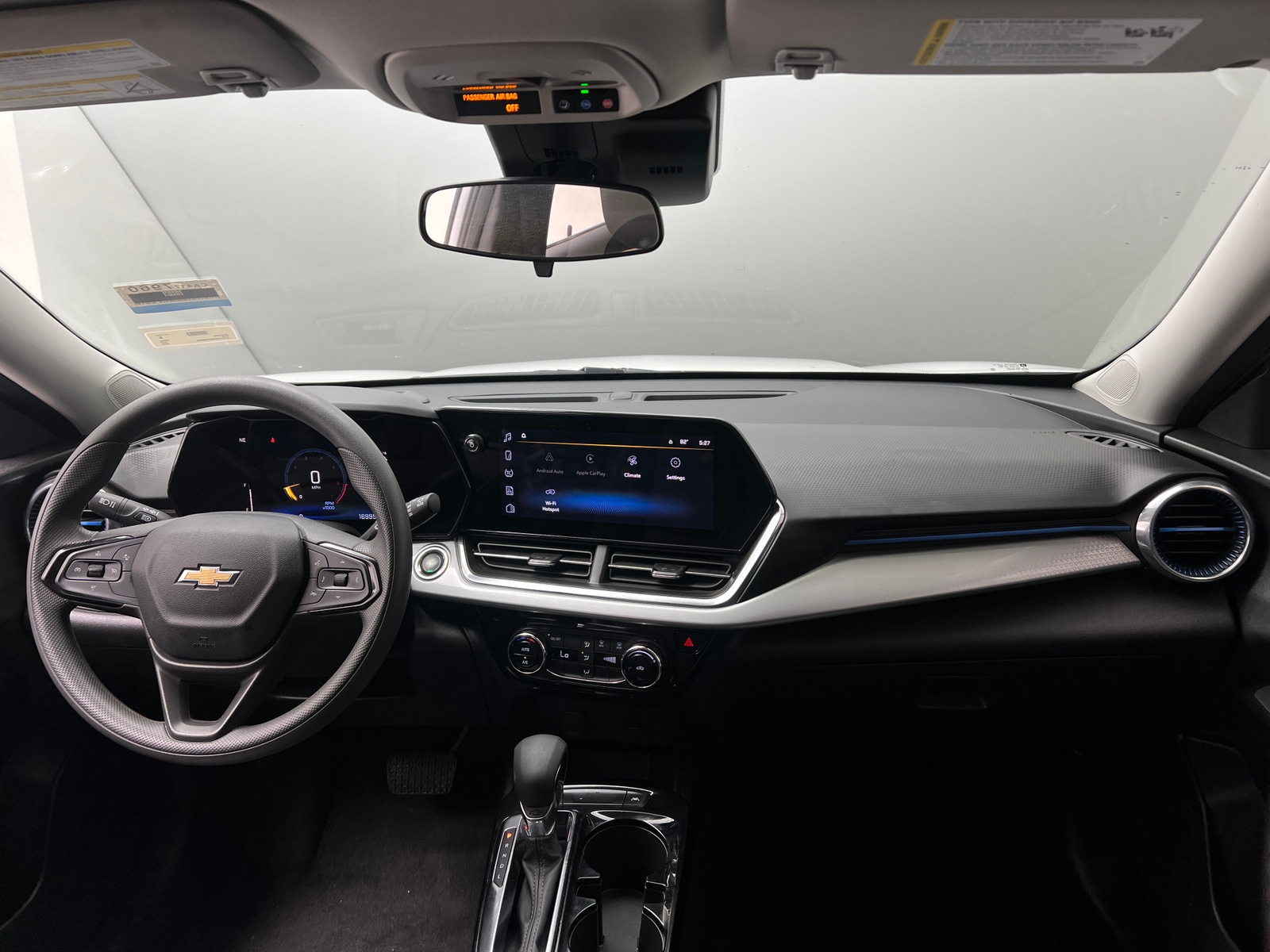 Thumbnail: 2025 Chevrolet Trax - 2