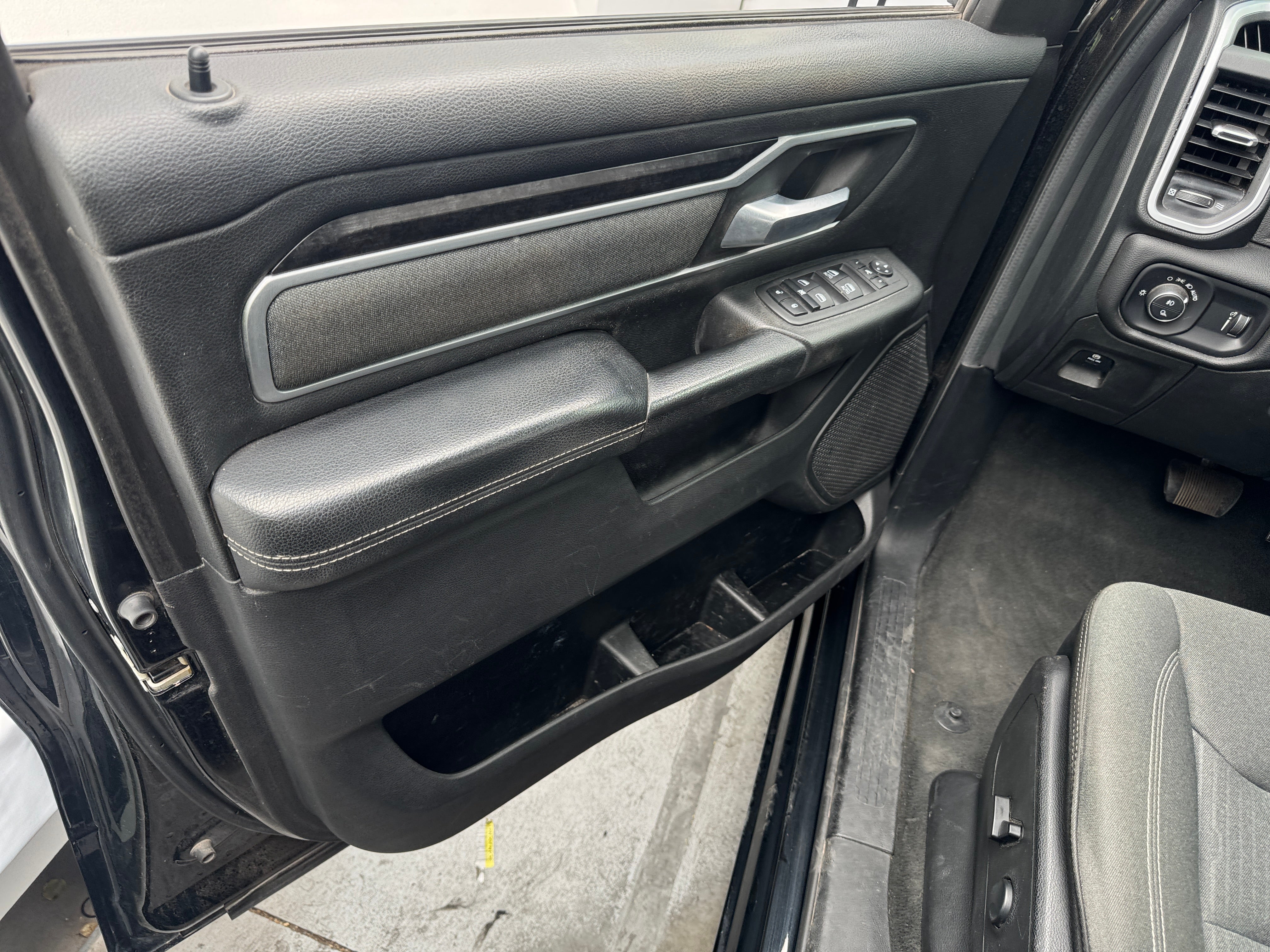 2023 RAM 1500 Pickup