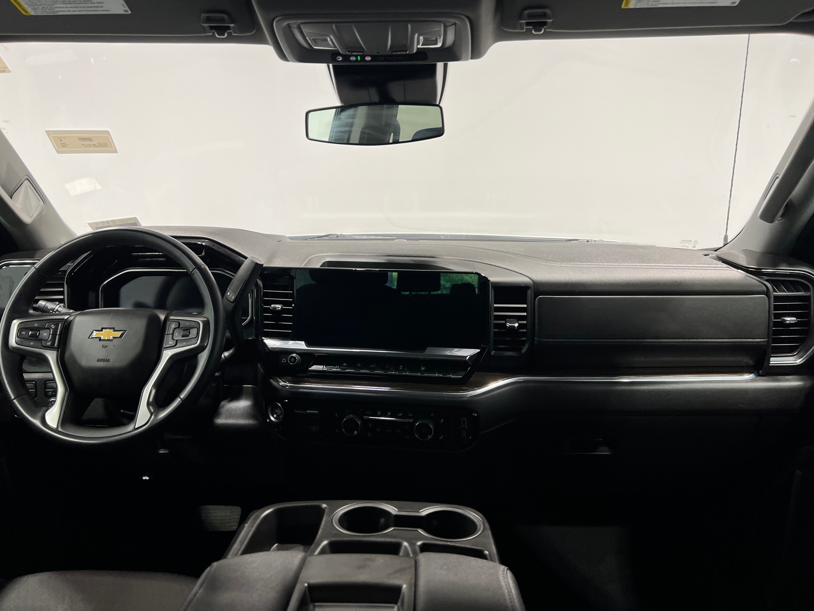 Thumbnail: 2025 Chevrolet Silverado 1500 - 3