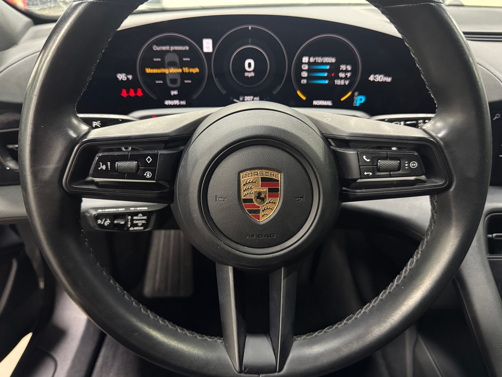 Thumbnail: 2022 Porsche Taycan - 5