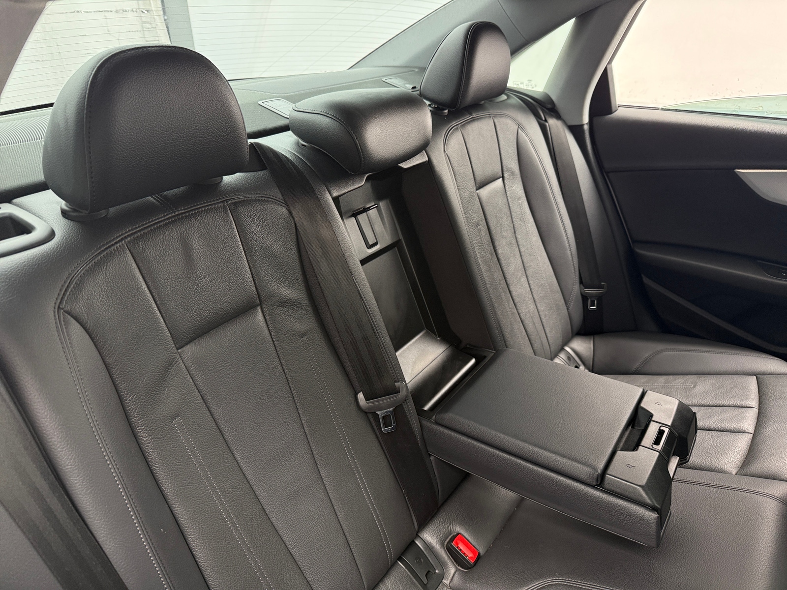 Thumbnail: 2018 Audi A4 - 5